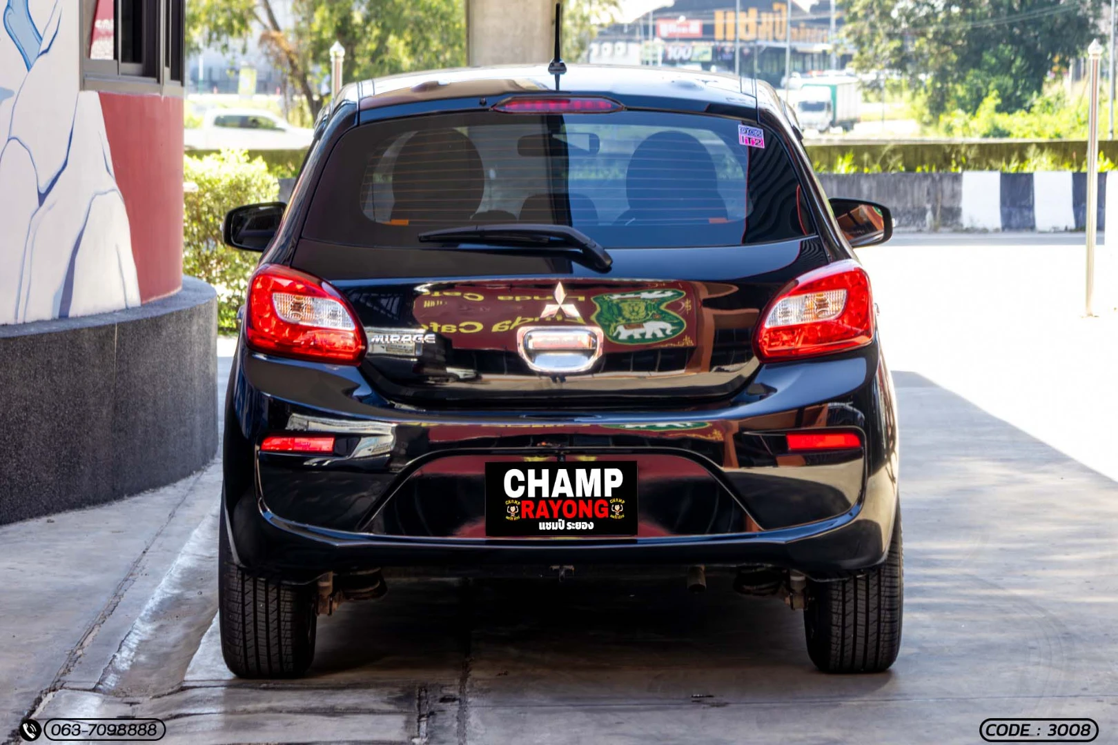 Mitsubishi MIRAGE 1.2 GLX (MY18) - ภาพย่อที่ 8