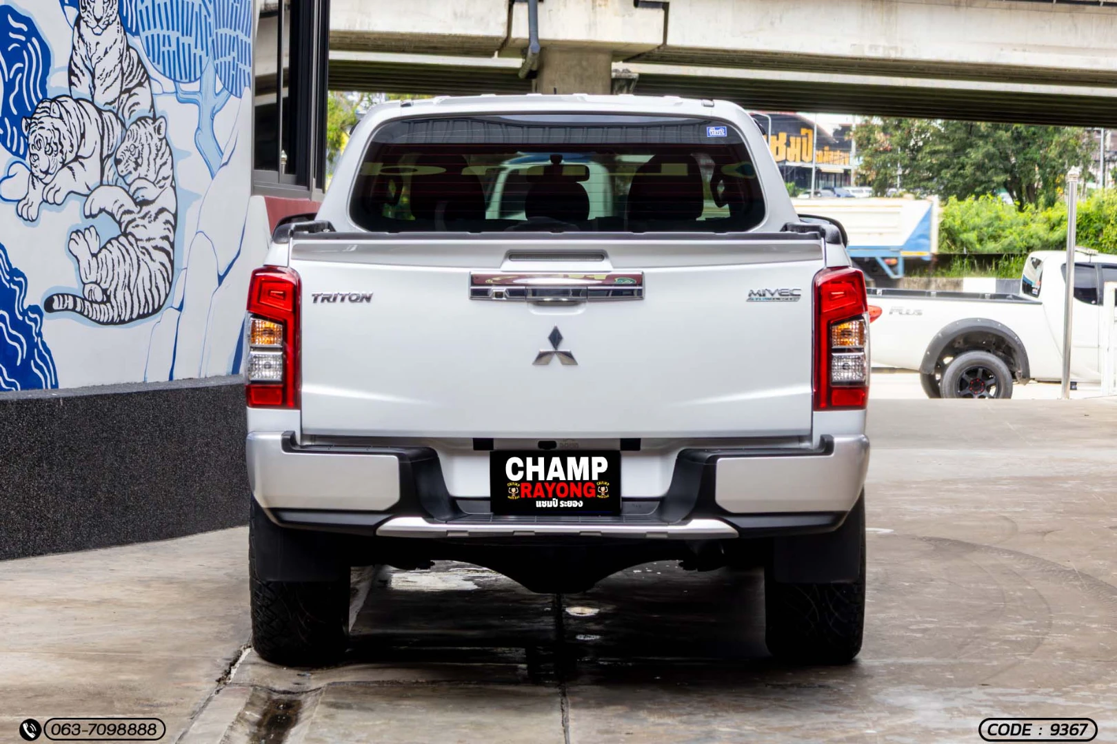 Mitsubishi TRITON ALL NEW DOUBLE CAB 2.4 GLS PLUS (MY19) - ภาพย่อที่ 8