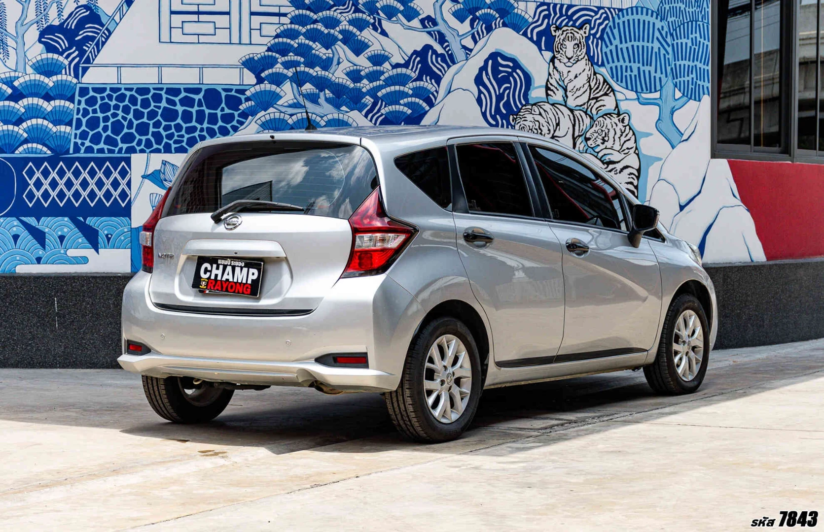 Nissan NOTE 1.2 V - ภาพย่อที่ 9