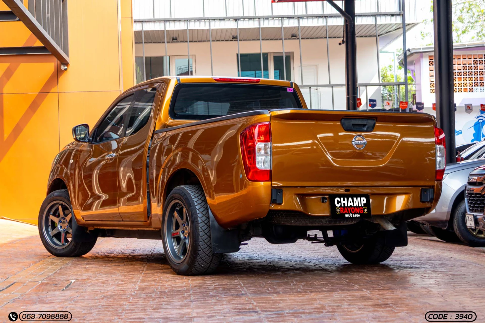 Nissan NP300 NAVARA KING CAB 2.5 E - ภาพย่อที่ 9