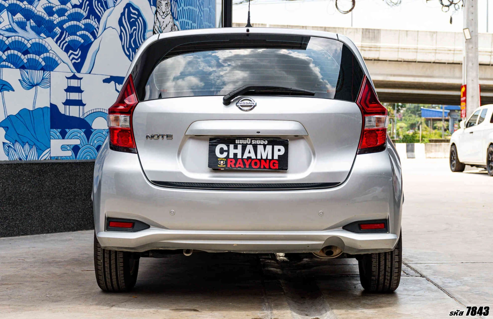 Nissan NOTE 1.2 V - ภาพย่อที่ 10