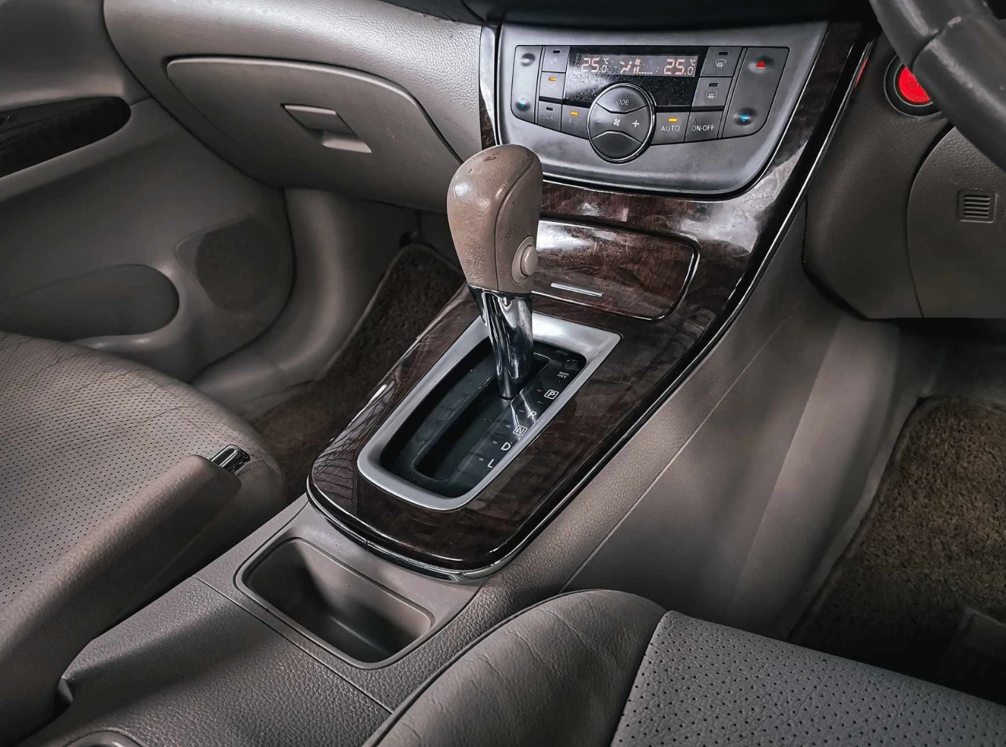 Nissan SYLPHY 1.8 V - ภาพย่อที่ 12