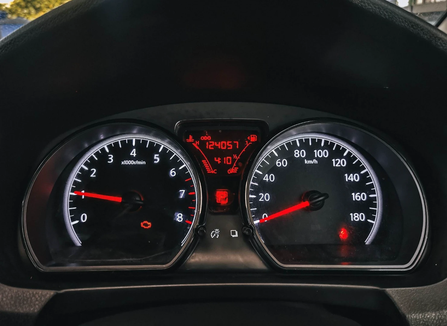 Nissan NOTE 1.2 V - ภาพย่อที่ 13