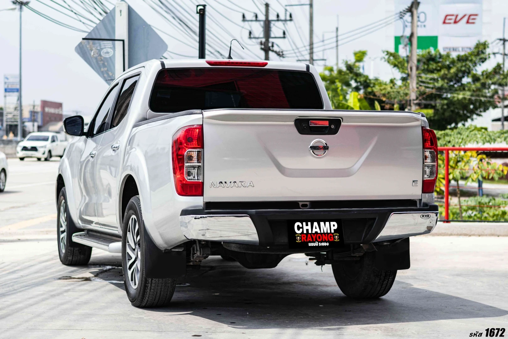 Nissan NP300 NAVARA DOUBLE CAB 2.5 E CALIBRE - ภาพย่อที่ 10