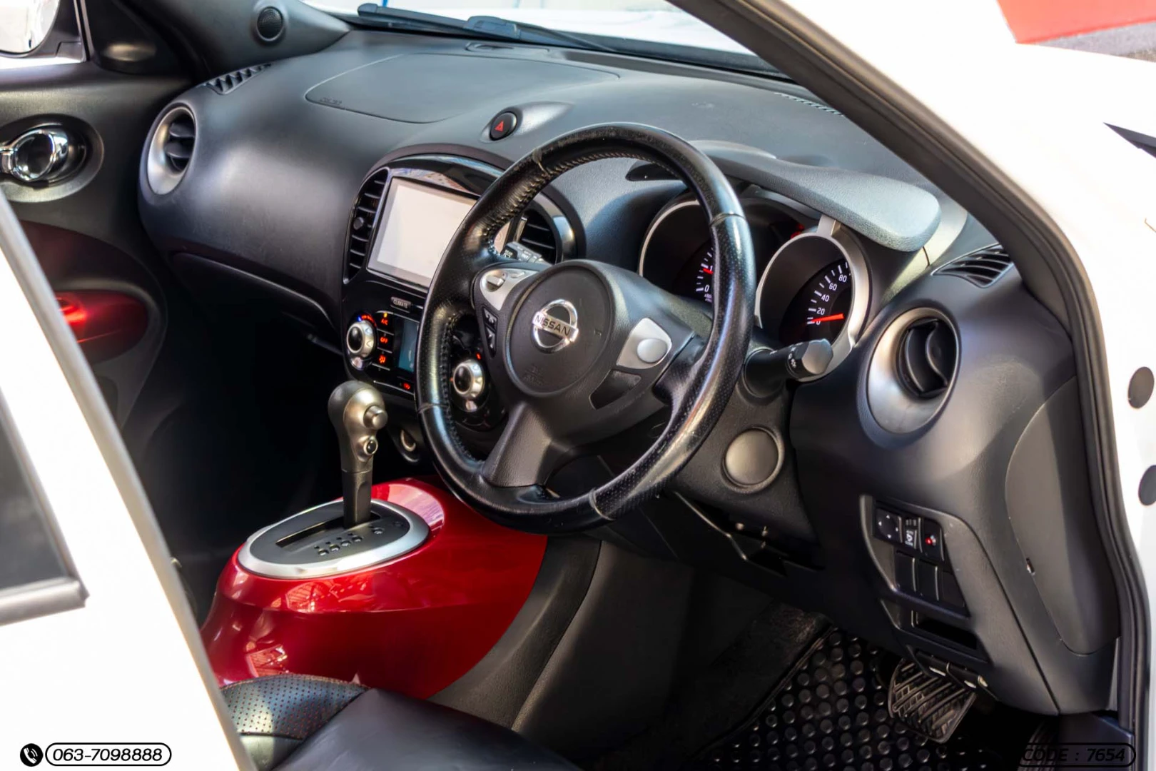 Nissan JUKE 1.6 V - ภาพย่อที่ 14