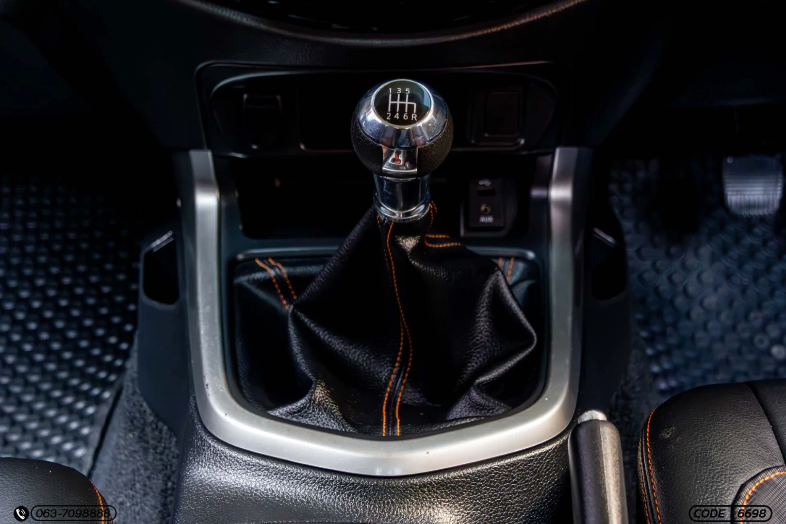 Nissan NP300 NAVARA KING CAB 2.5 E CALIBRE BLACK EDITION II - ภาพย่อที่ 18