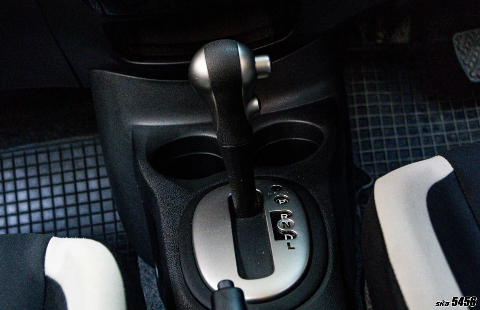 Nissan NOTE 1.2 V (MNC) - ภาพย่อที่ 15