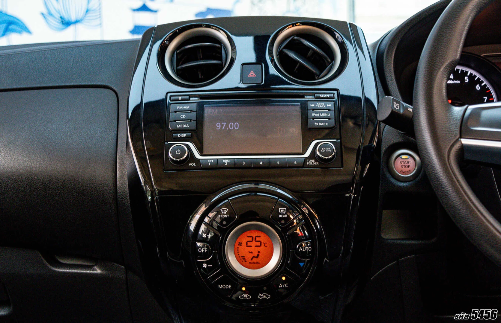Nissan NOTE 1.2 V (MNC) - ภาพย่อที่ 16