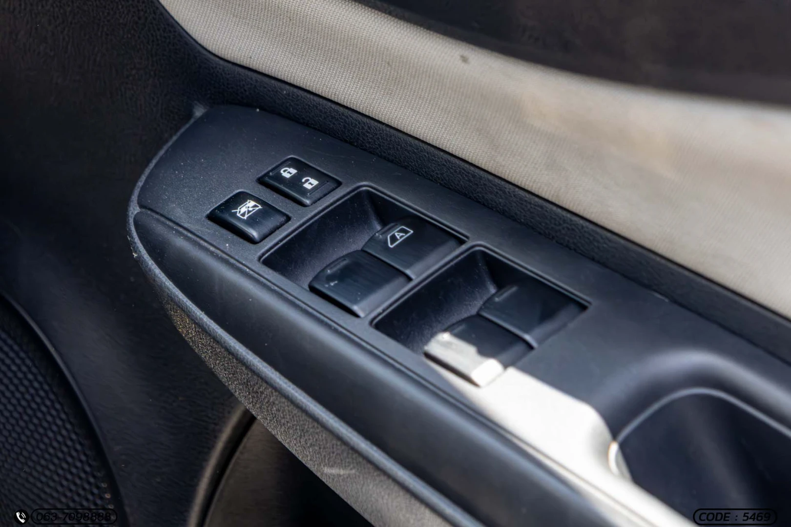 Nissan NOTE 1.2 V - ภาพย่อที่ 23