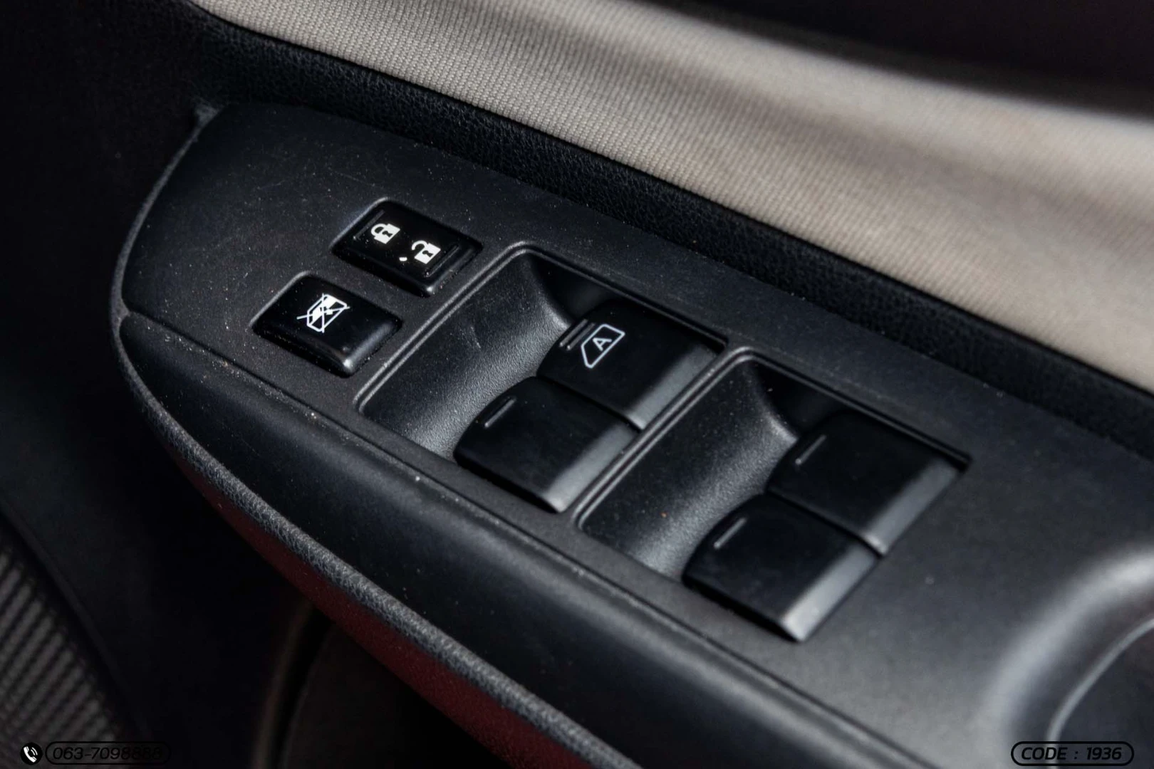 Nissan NOTE 1.2 V - ภาพย่อที่ 24