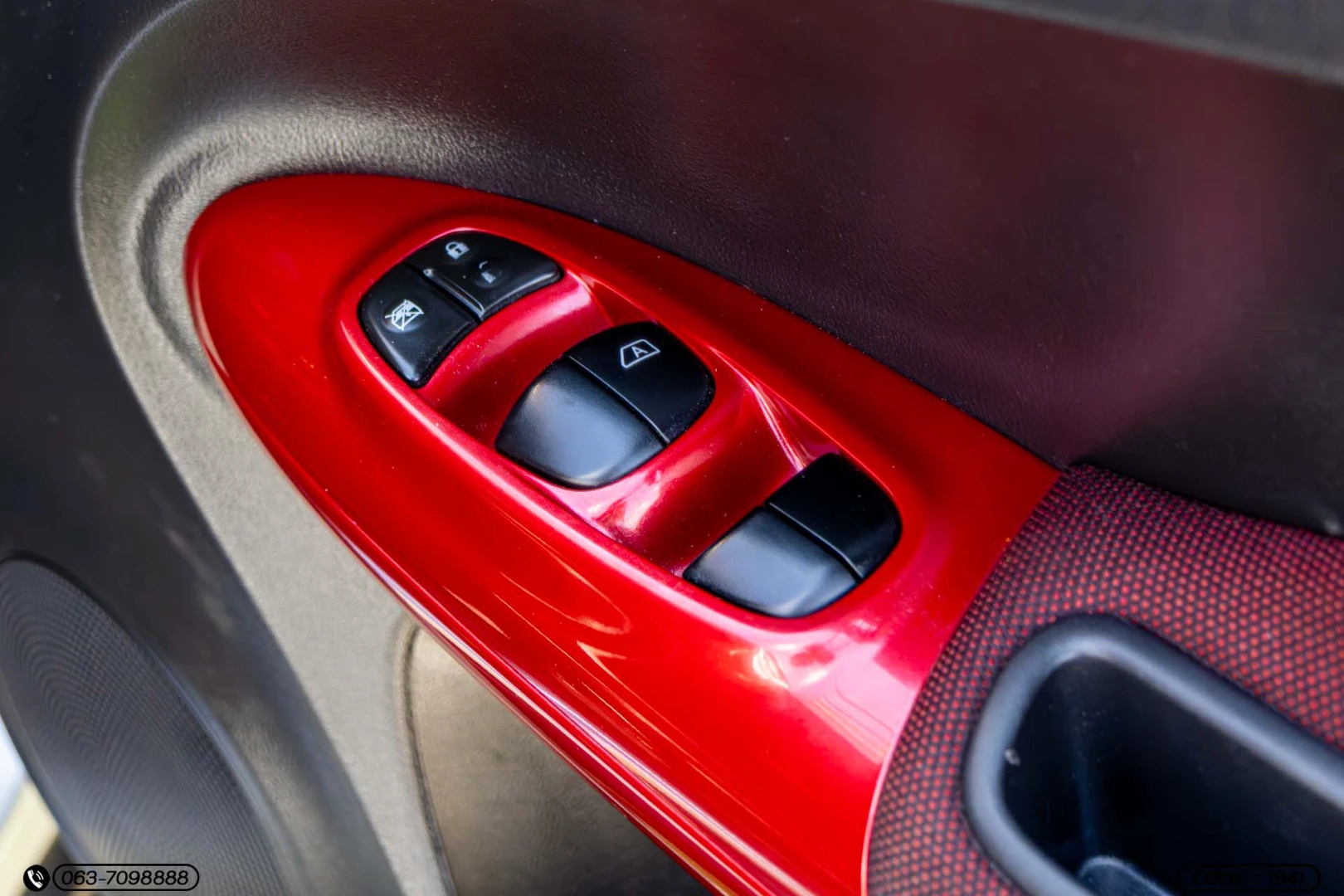 Nissan JUKE 1.6 V - ภาพย่อที่ 24