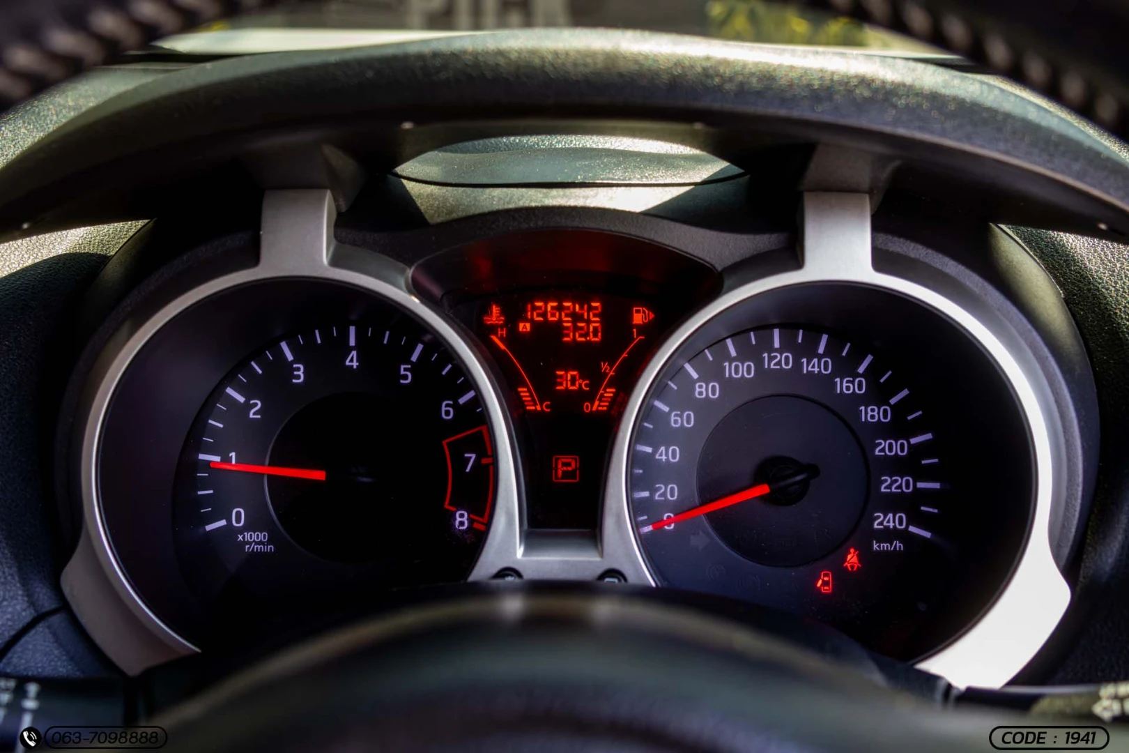 Nissan JUKE 1.6 V - ภาพย่อที่ 25