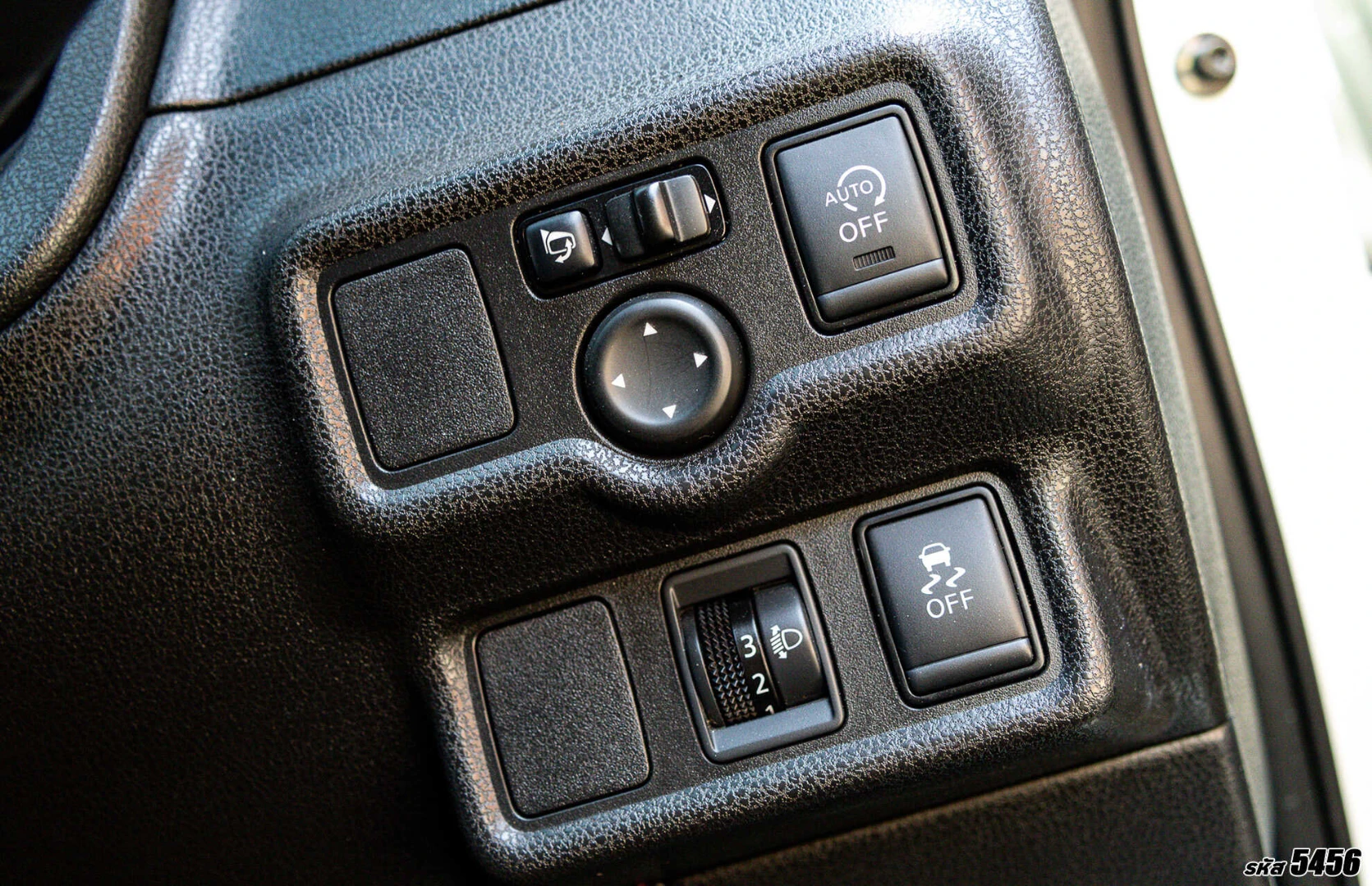 Nissan NOTE 1.2 V (MNC) - ภาพย่อที่ 20