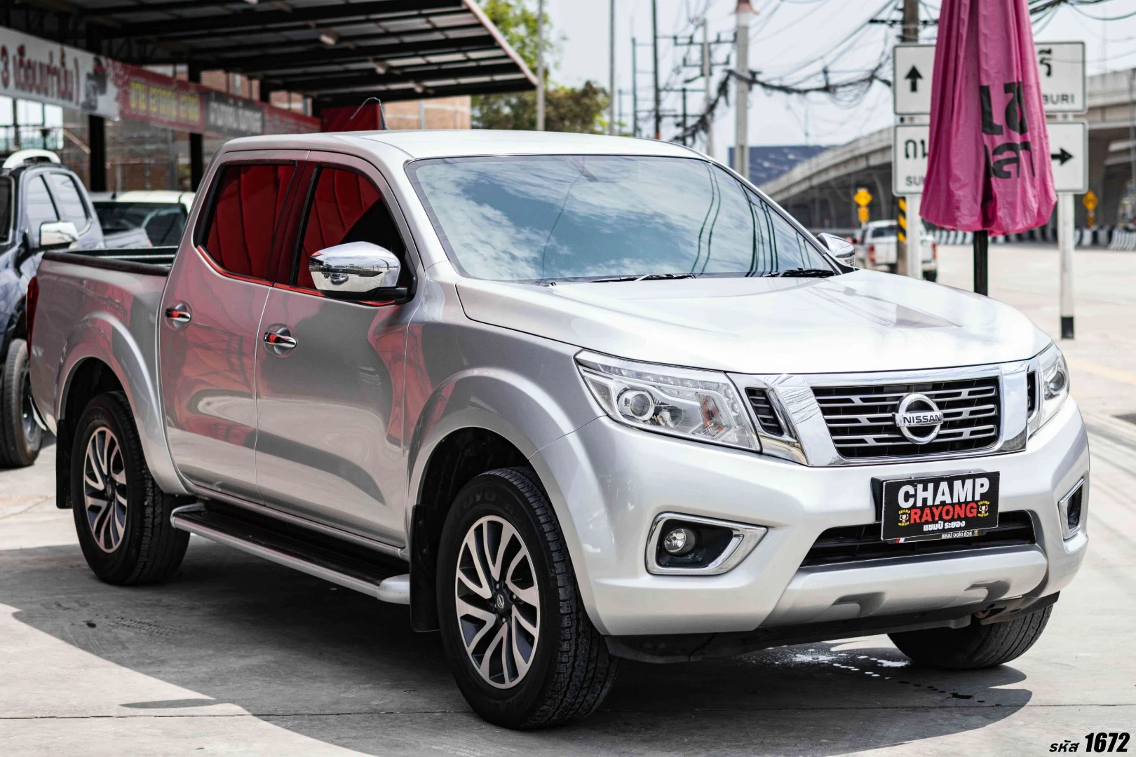 Nissan NP300 NAVARA DOUBLE CAB 2.5 E CALIBRE - ภาพย่อที่ 3