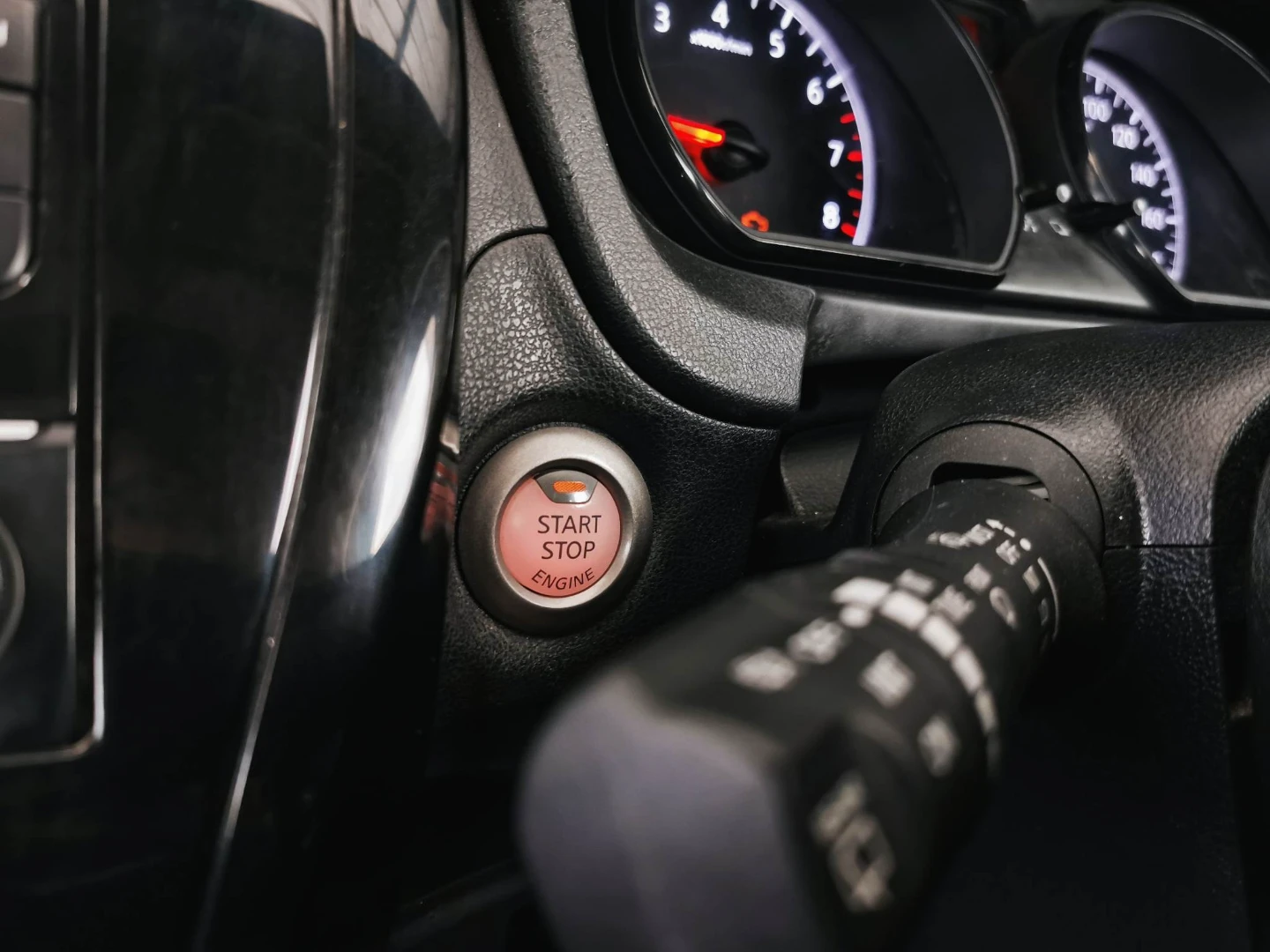 Nissan NOTE 1.2 V - ภาพย่อที่ 9