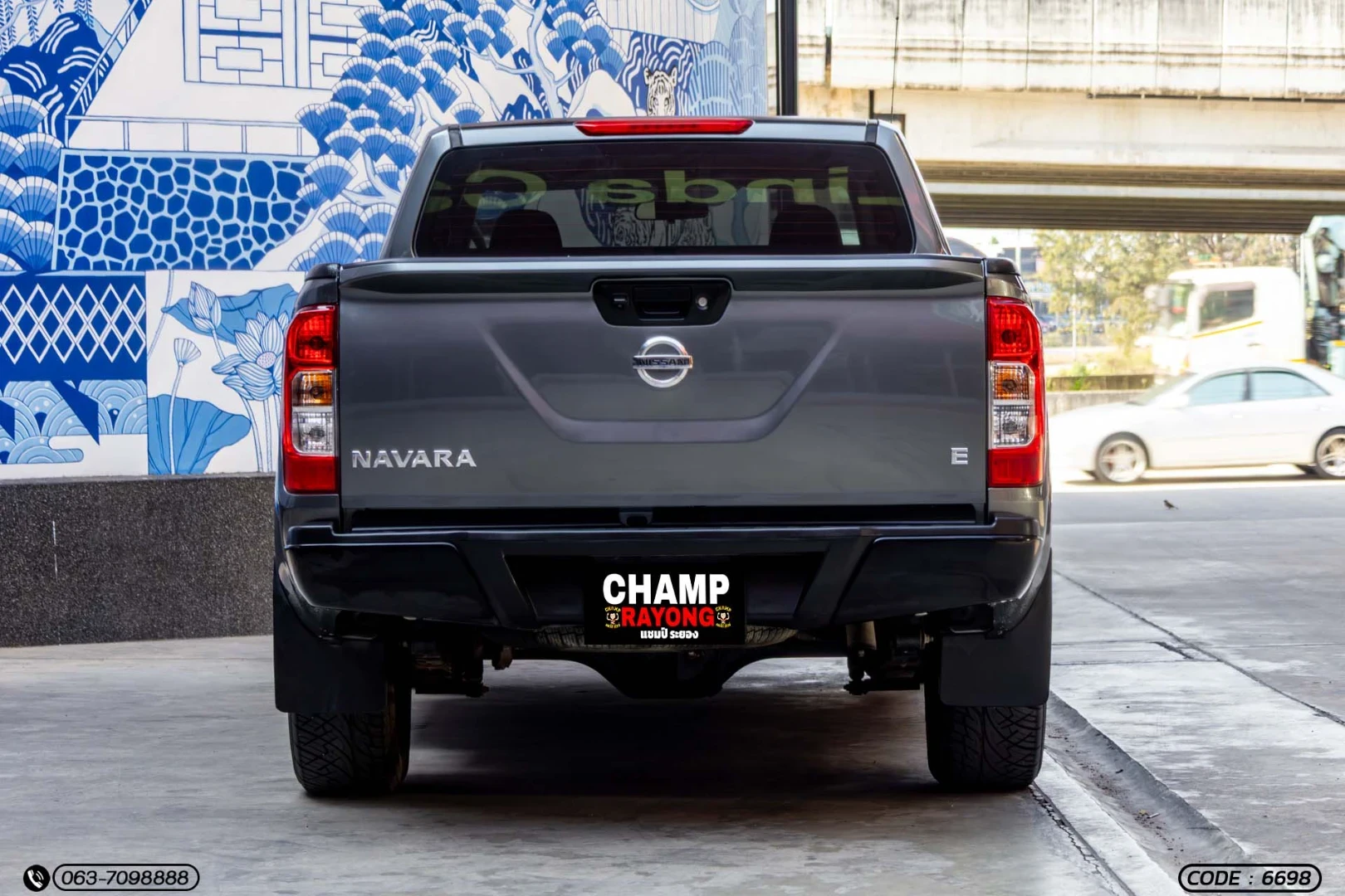 Nissan NP300 NAVARA KING CAB 2.5 E CALIBRE BLACK EDITION II - ภาพย่อที่ 8