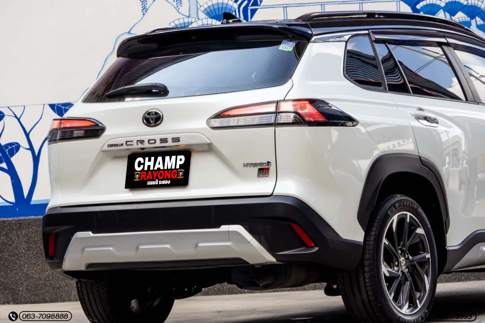 Toyota COROLLA CROSS 1.8 HYBRID GR SPORT - ภาพย่อที่ 9