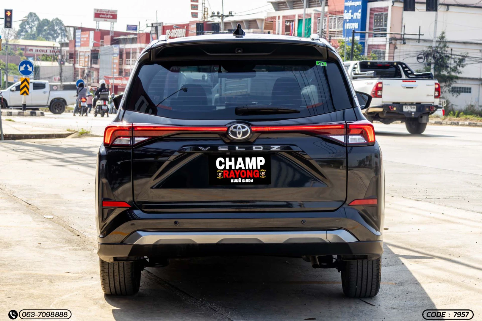 Toyota VELOZ 1.5 PREMIUM - ภาพย่อที่ 9