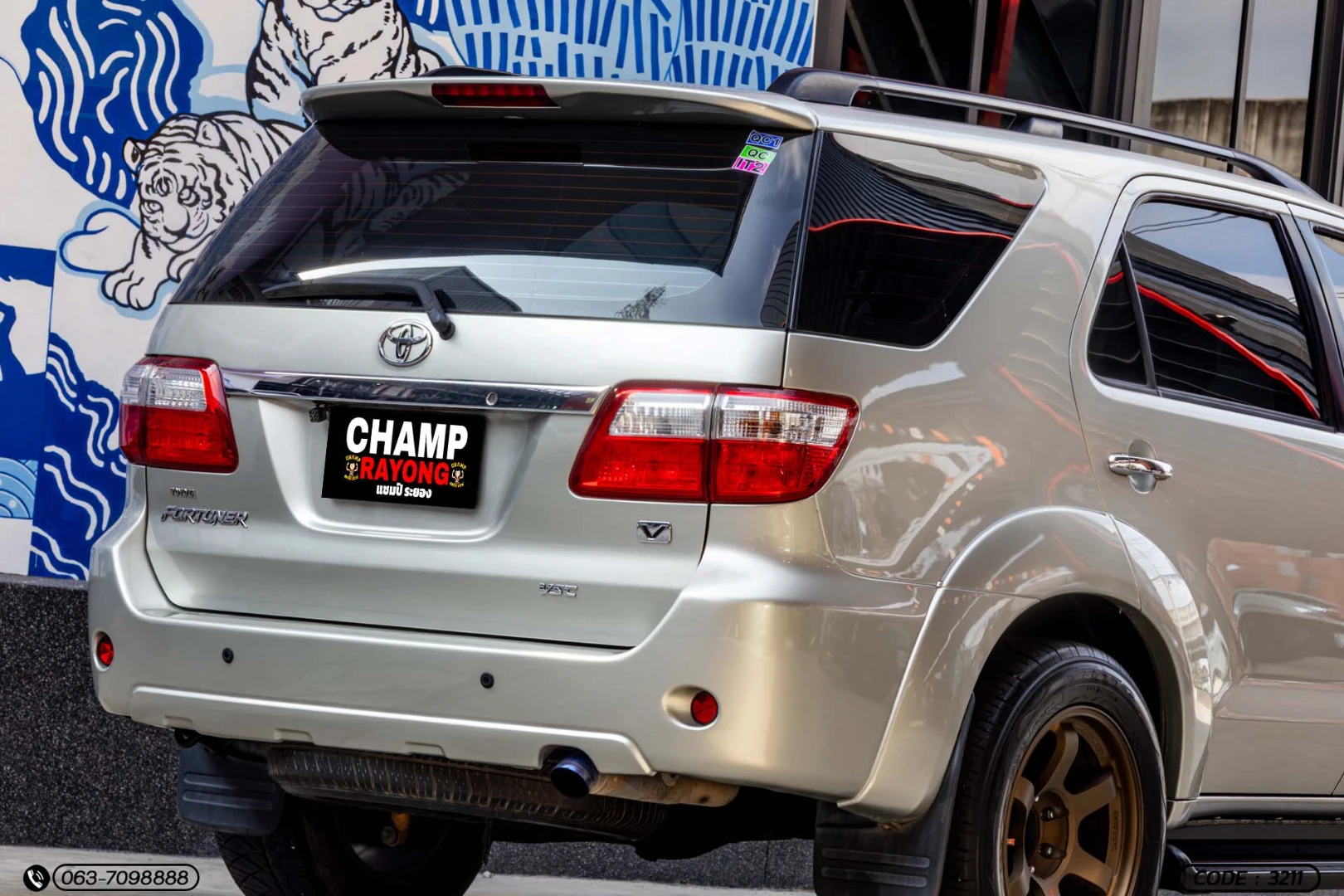 Toyota FORTUNER 3.0 V 2WD (MNC) - ภาพย่อที่ 9