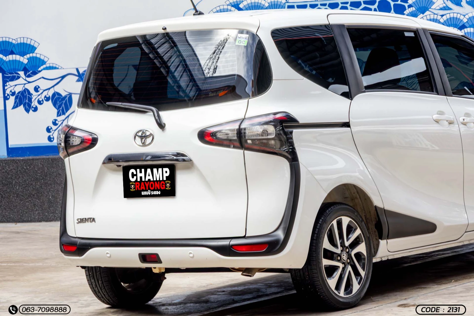 Toyota SIENTA 1.5 V - ภาพย่อที่ 9
