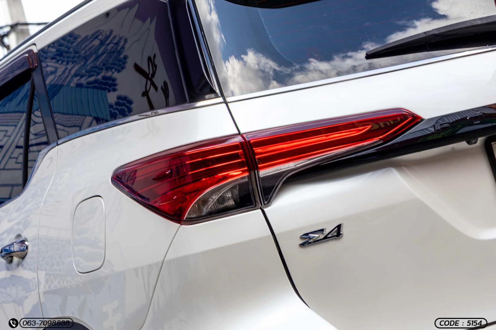 Toyota FORTUNER 2.8 V 4WD (MY15) - ภาพย่อที่ 10