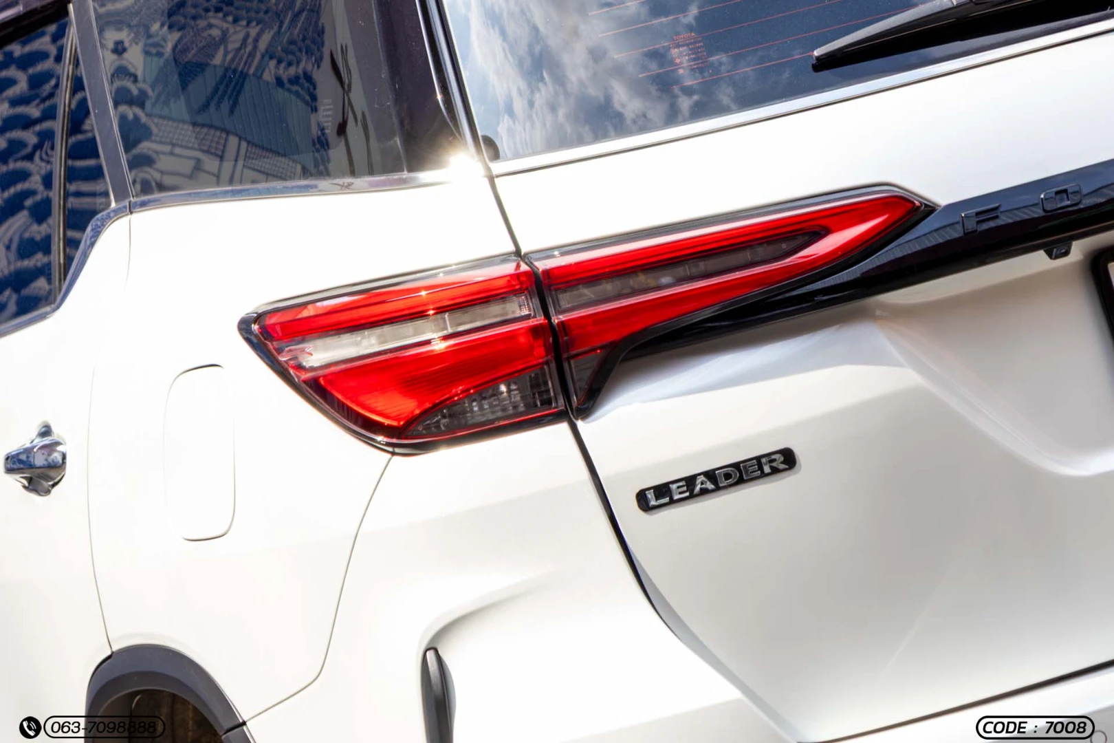 Toyota FORTUNER 2.4 LEADER V (MY22) - ภาพย่อที่ 10