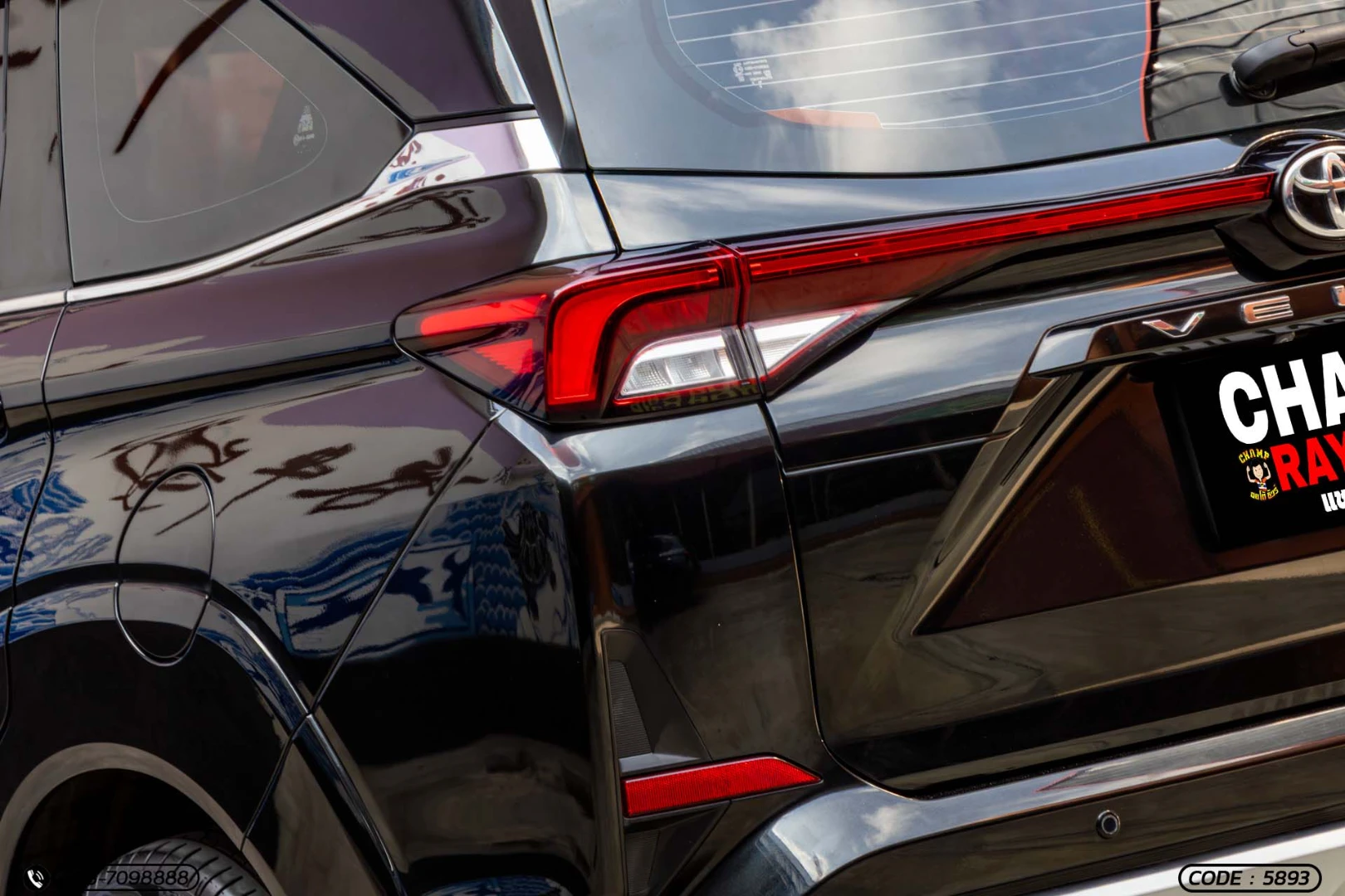 Toyota VELOZ 1.5 PREMIUM - ภาพย่อที่ 10