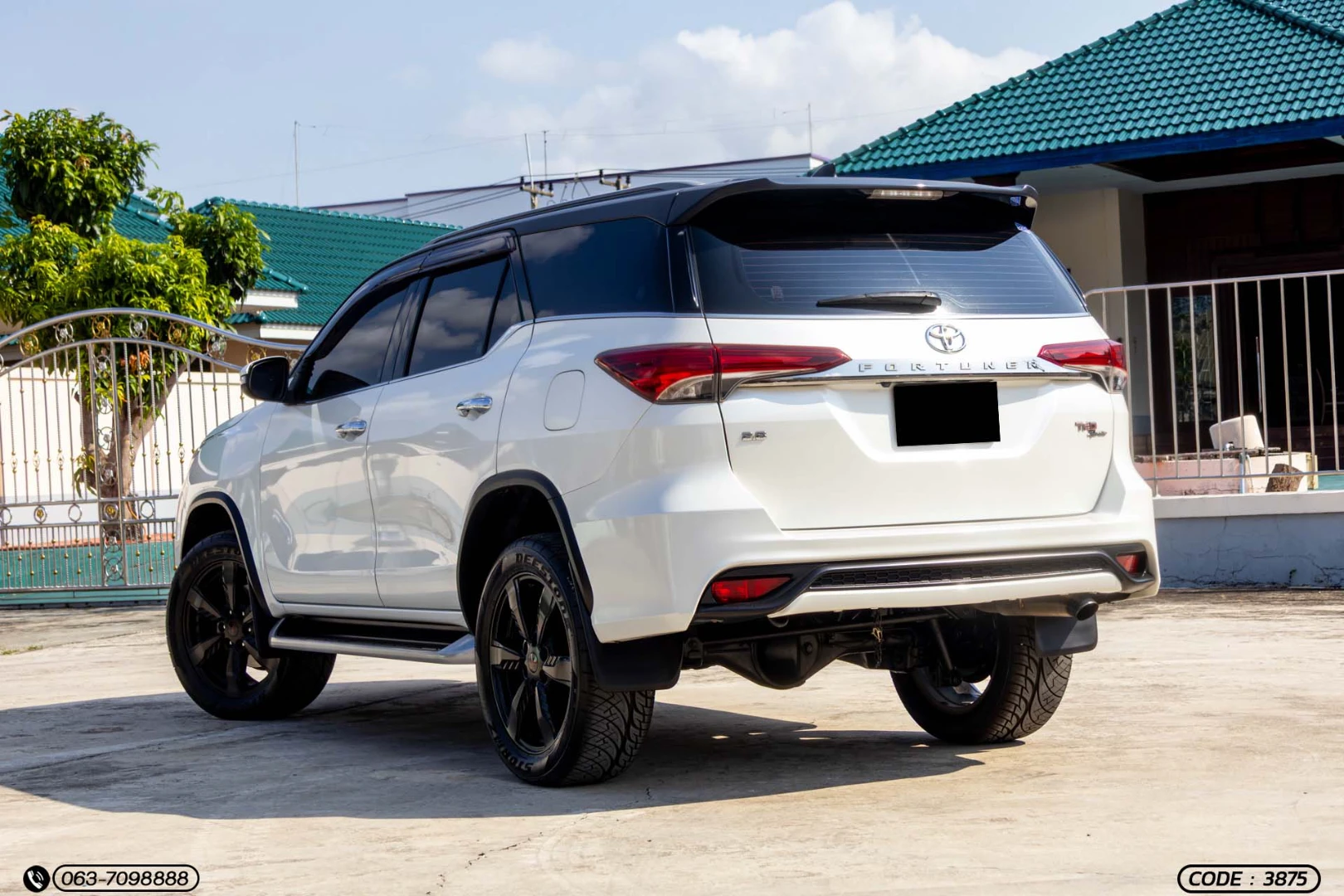 Toyota FORTUNER 2.8 V TRD SPORTIVO II (MY15) (MNC) - ภาพย่อที่ 10