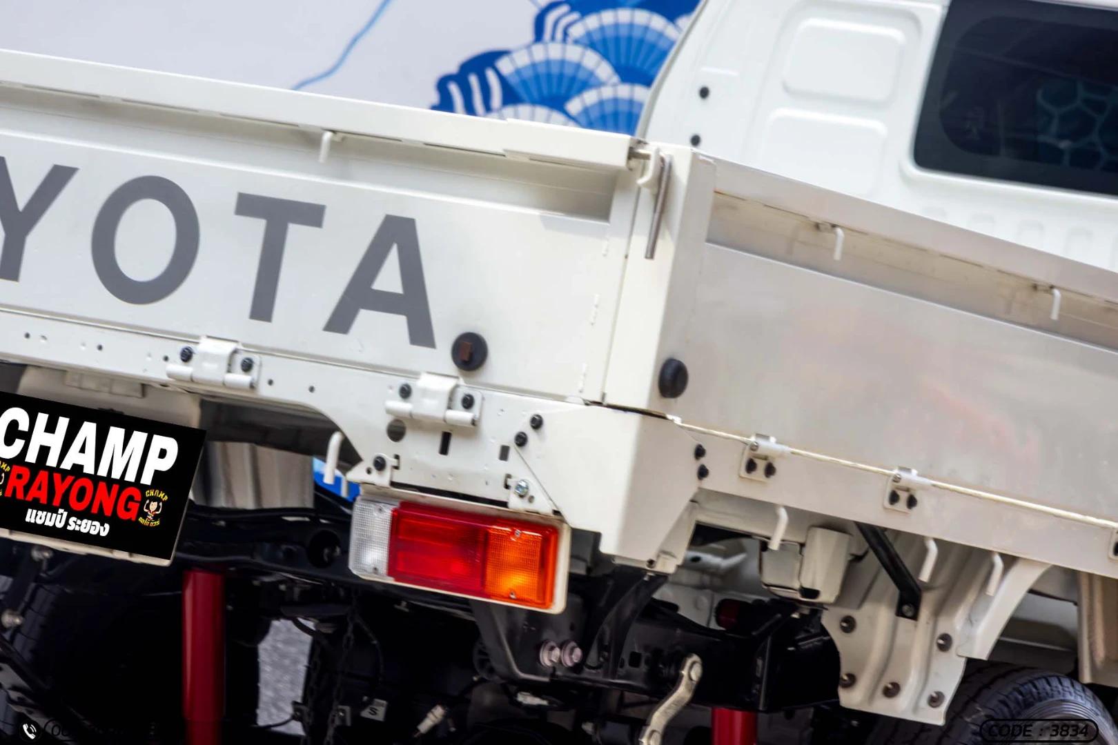 Toyota HILUX CHAMP 2.4 LWB C&C - ภาพย่อที่ 11