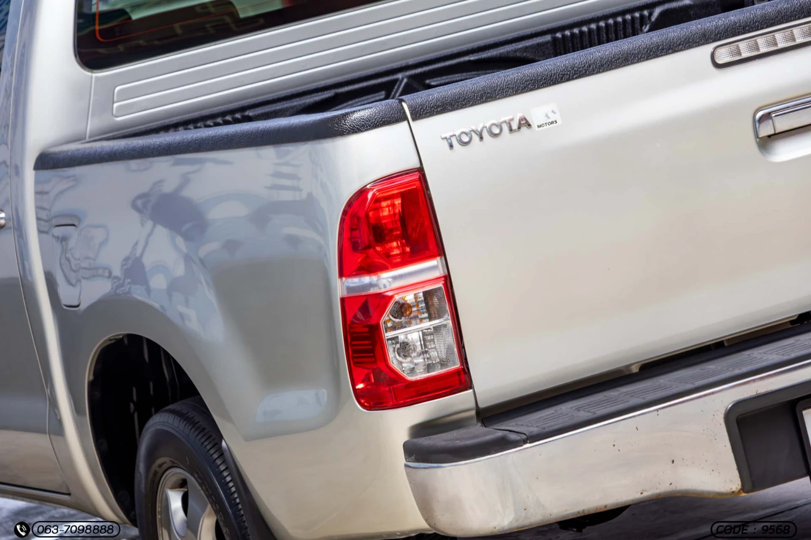 Toyota HILUX VIGO CHAMP DOUBLE CAB 2.5 E VNT - ภาพย่อที่ 11