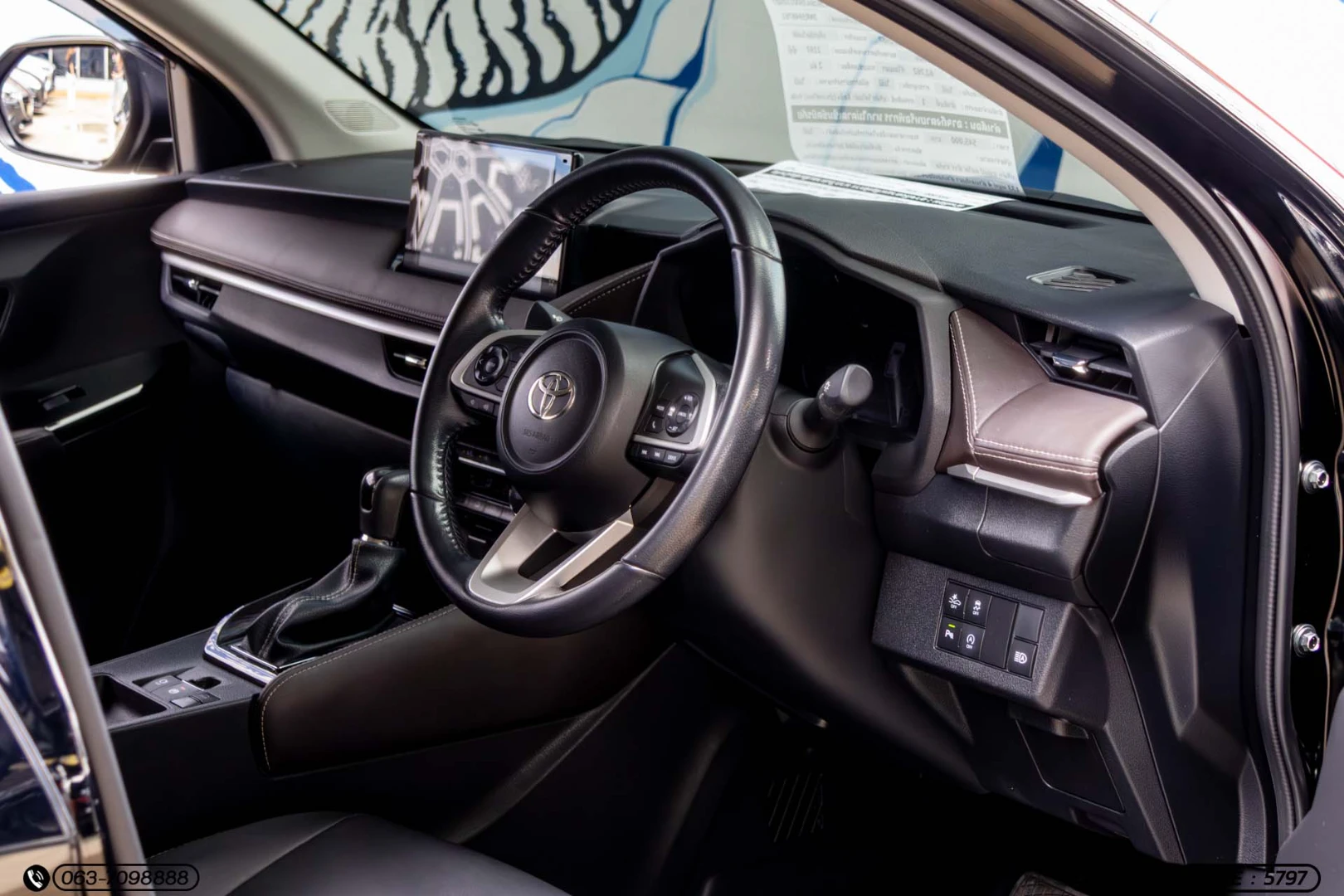Toyota YARIS ATIV 1.2 PREMIUM (MY22) - ภาพย่อที่ 11