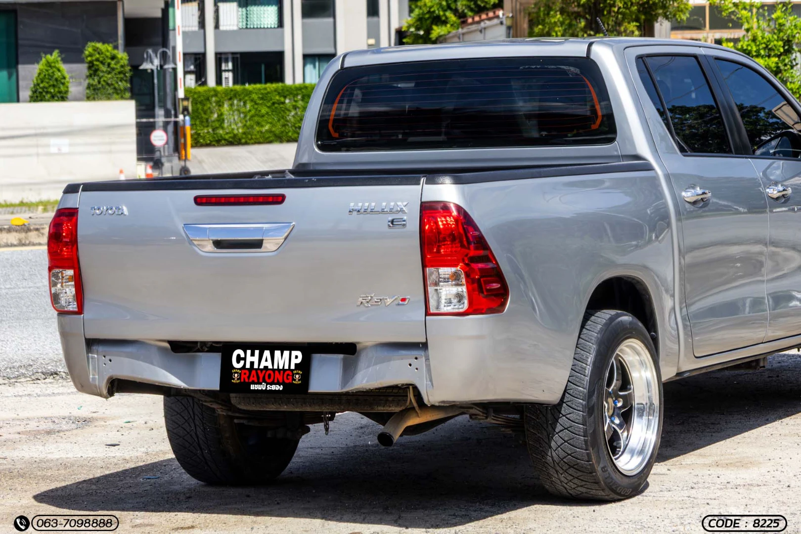 Toyota HILUX REVO DOUBLE CAB 2.4 E - ภาพย่อที่ 11