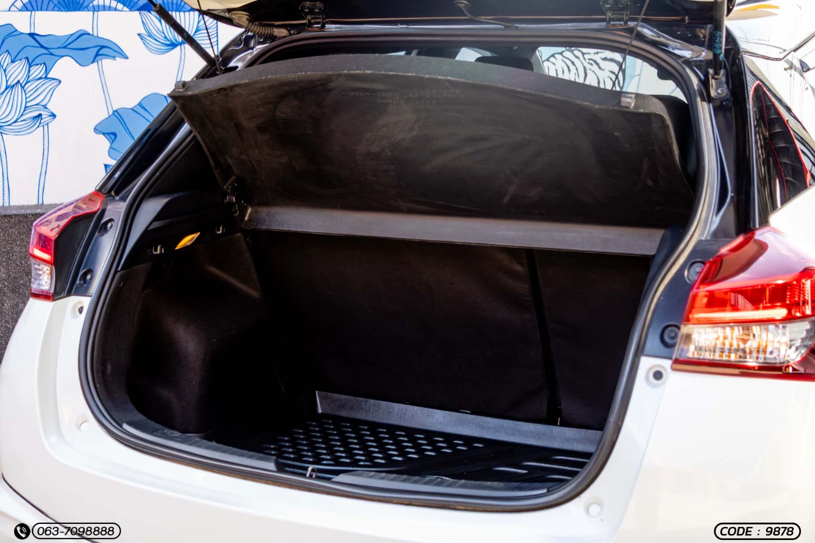 Toyota YARIS 1.2 SPORT PREMIUM (MY20) - ภาพย่อที่ 12