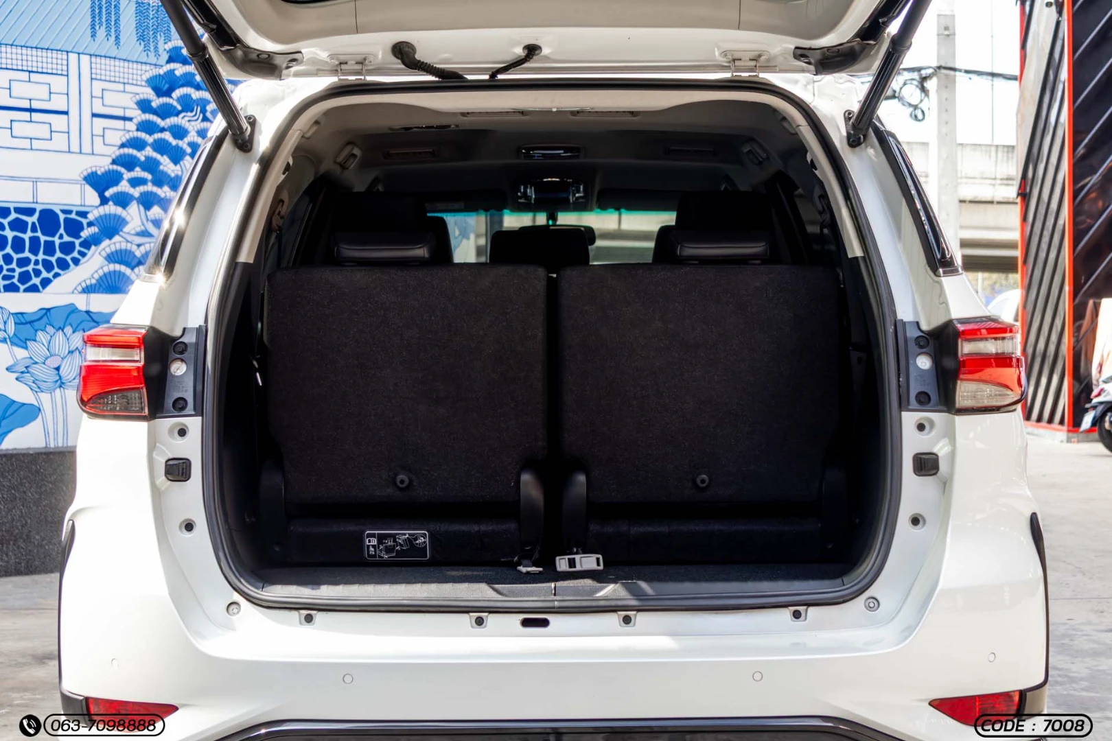 Toyota FORTUNER 2.4 LEADER V (MY22) - ภาพย่อที่ 12