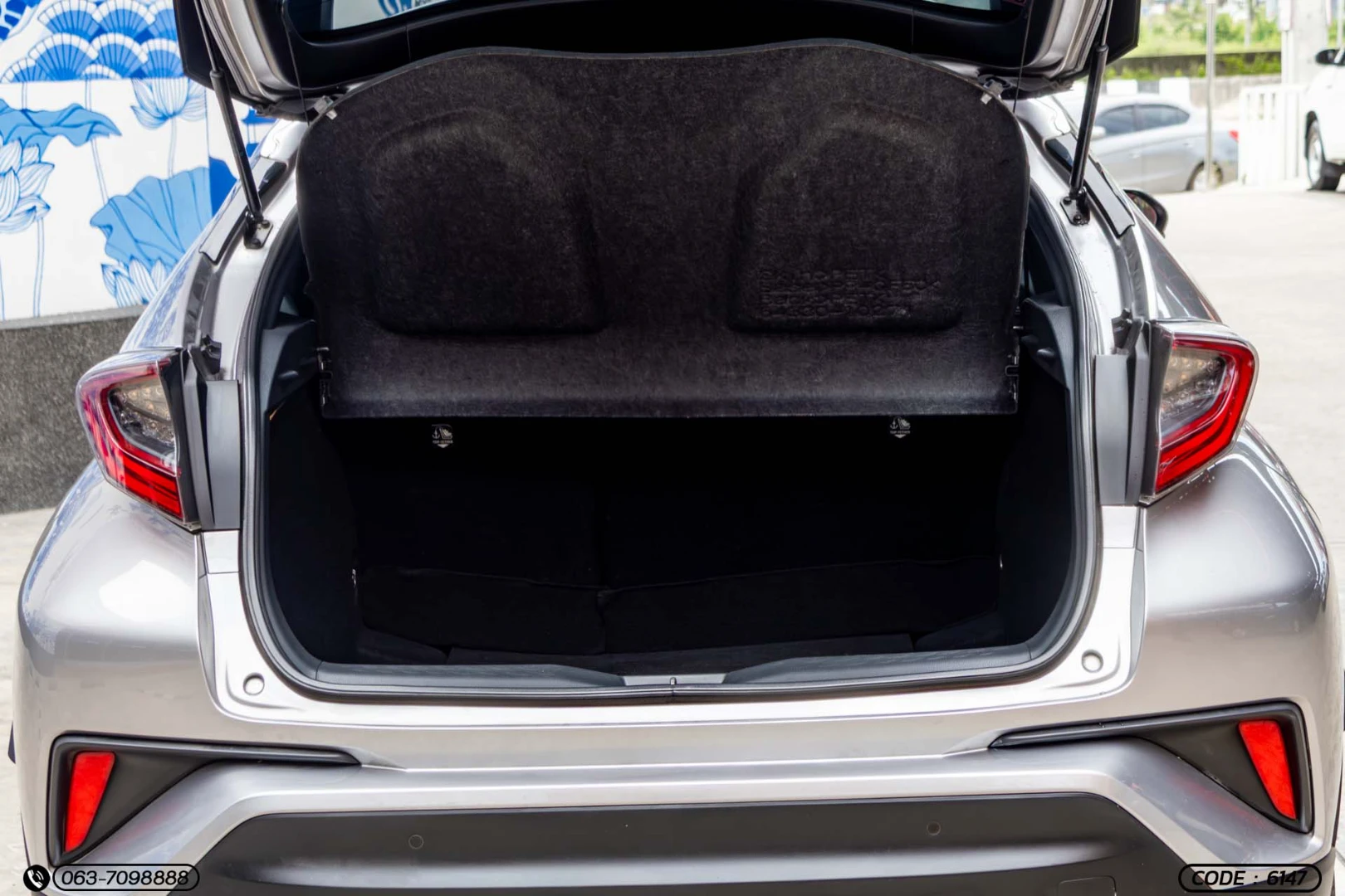 Toyota C-HR 1.8 HYBRID MID - ภาพย่อที่ 12