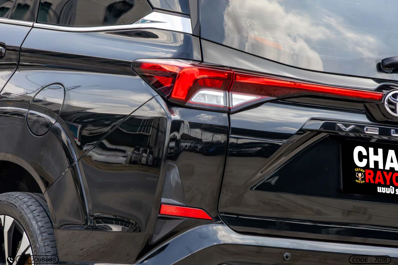 Toyota VELOZ 1.5 PREMIUM - ภาพย่อที่ 12