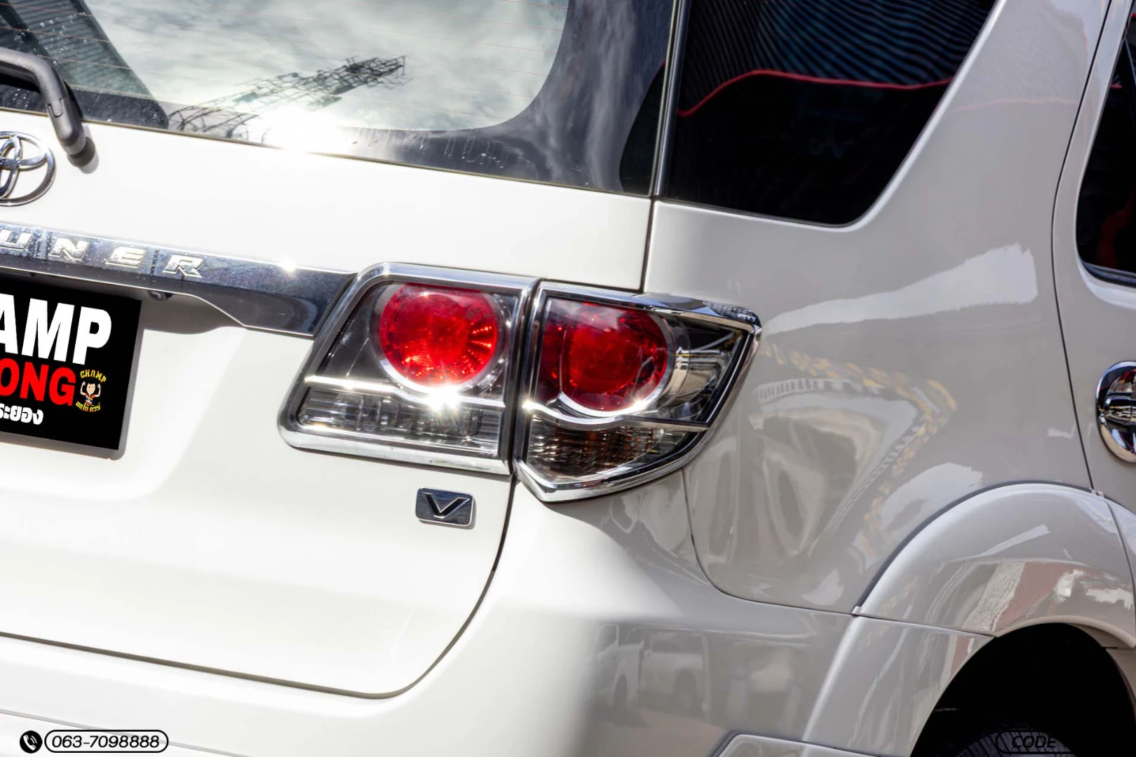 Toyota FORTUNER 2.5 V VNT 2WD (CHAMP) - ภาพย่อที่ 12