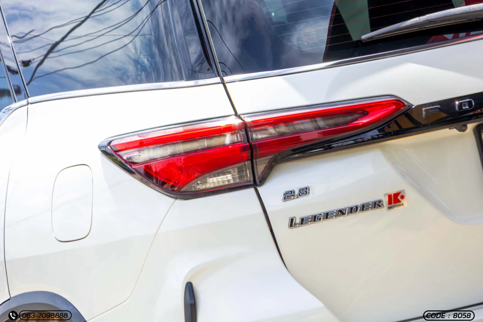 Toyota FORTUNER 2.8 LEGENDER BLACK TOP (MY20) - ภาพย่อที่ 11