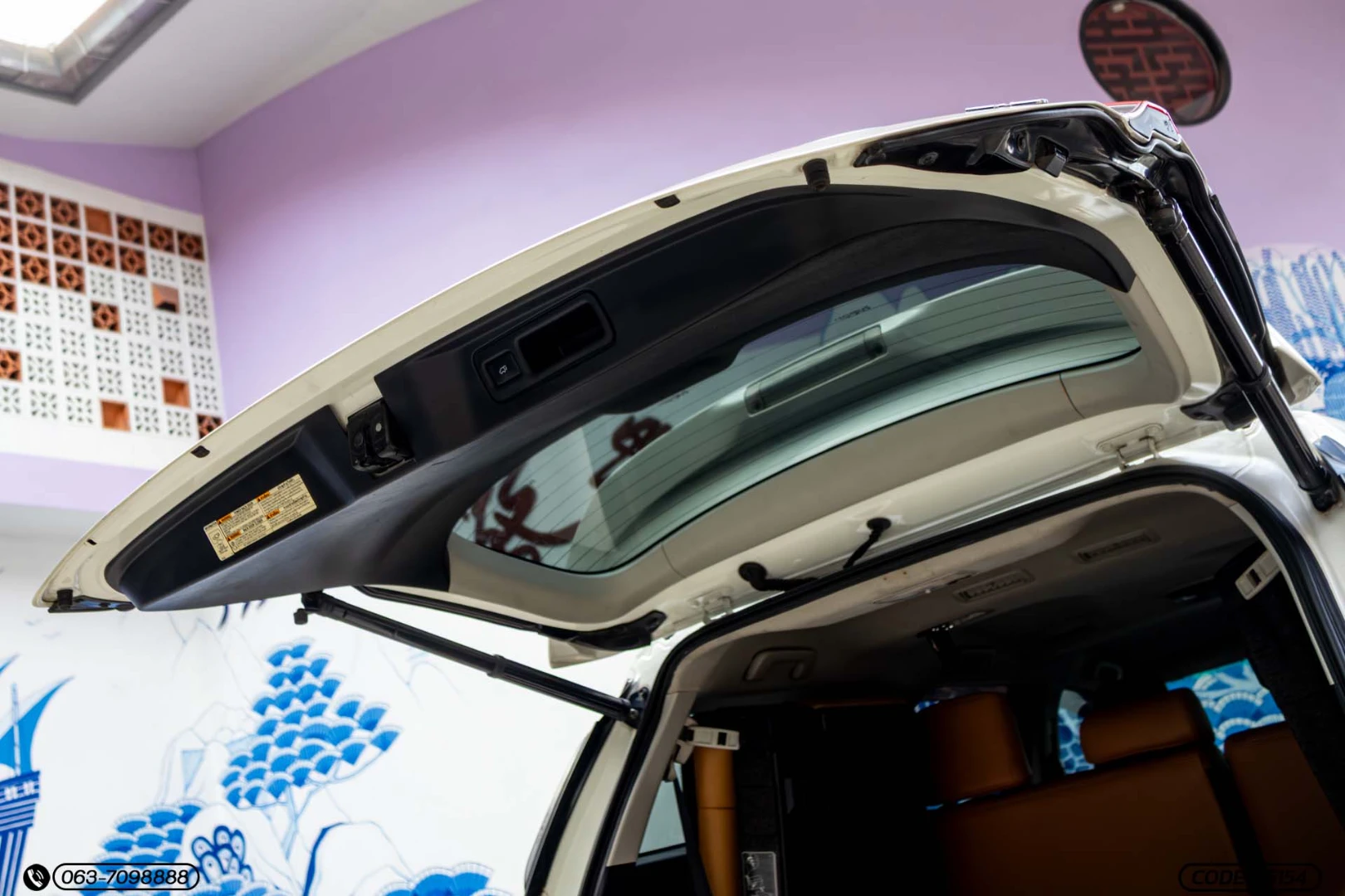 Toyota FORTUNER 2.8 V 4WD (MY15) - ภาพย่อที่ 13