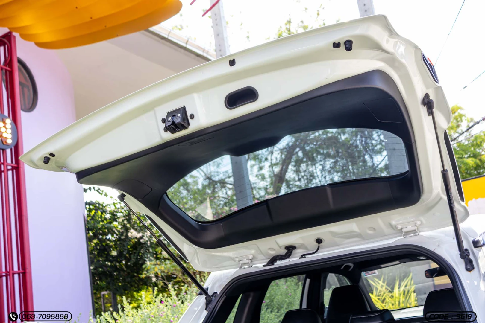 Toyota COROLLA CROSS 1.8 HYBRID SMART - ภาพย่อที่ 13