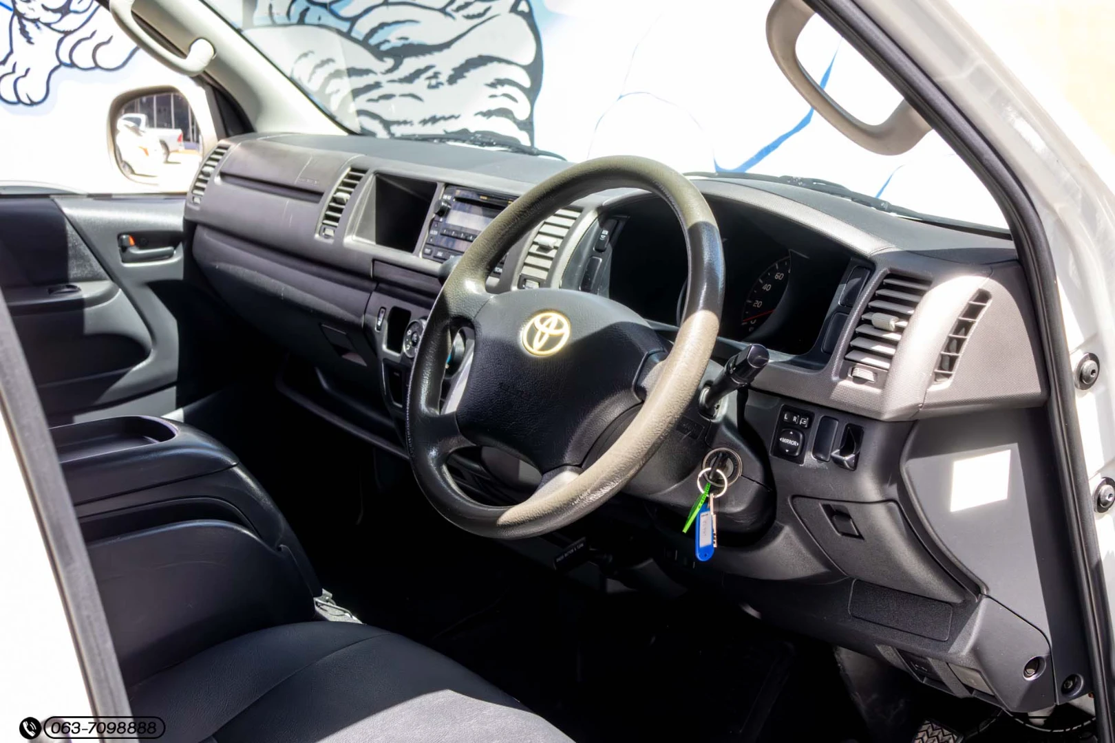Toyota VENTURY 2.7 G - ภาพย่อที่ 13