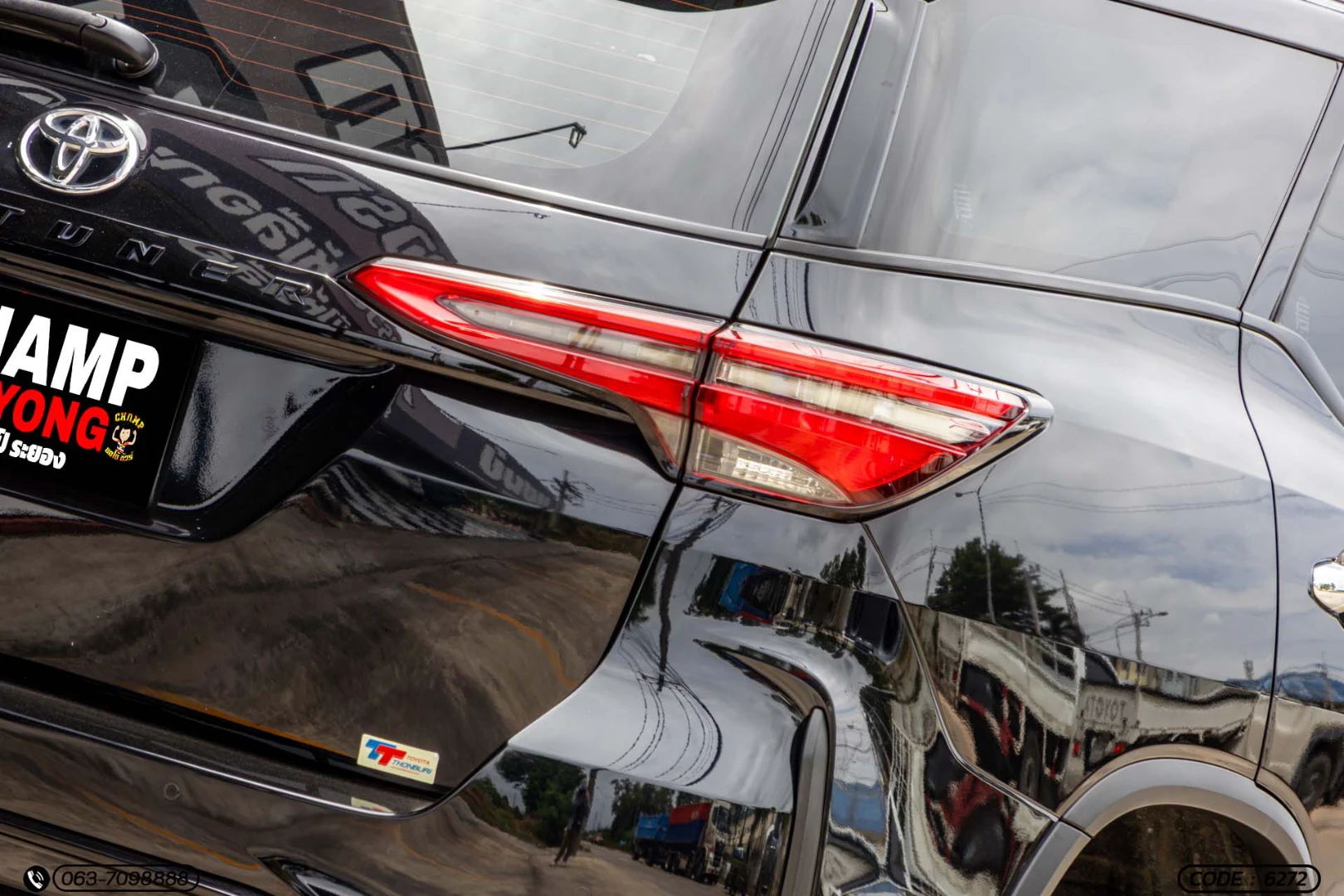 Toyota FORTUNER 2.4 LEADER G (MY22) - ภาพย่อที่ 13