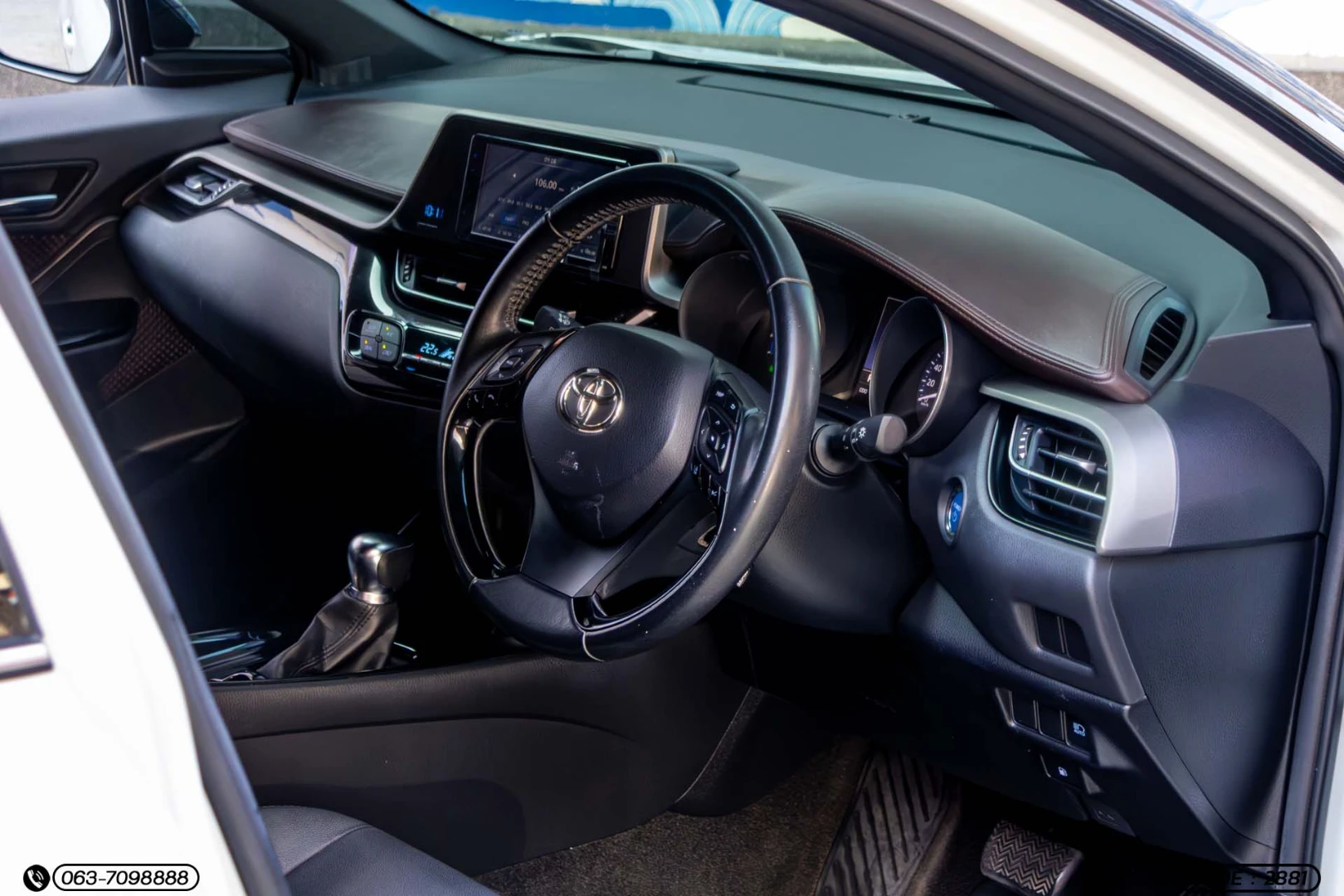 Toyota C-HR 1.8 HYBRID PREMIUM SAFETY - ภาพย่อที่ 14