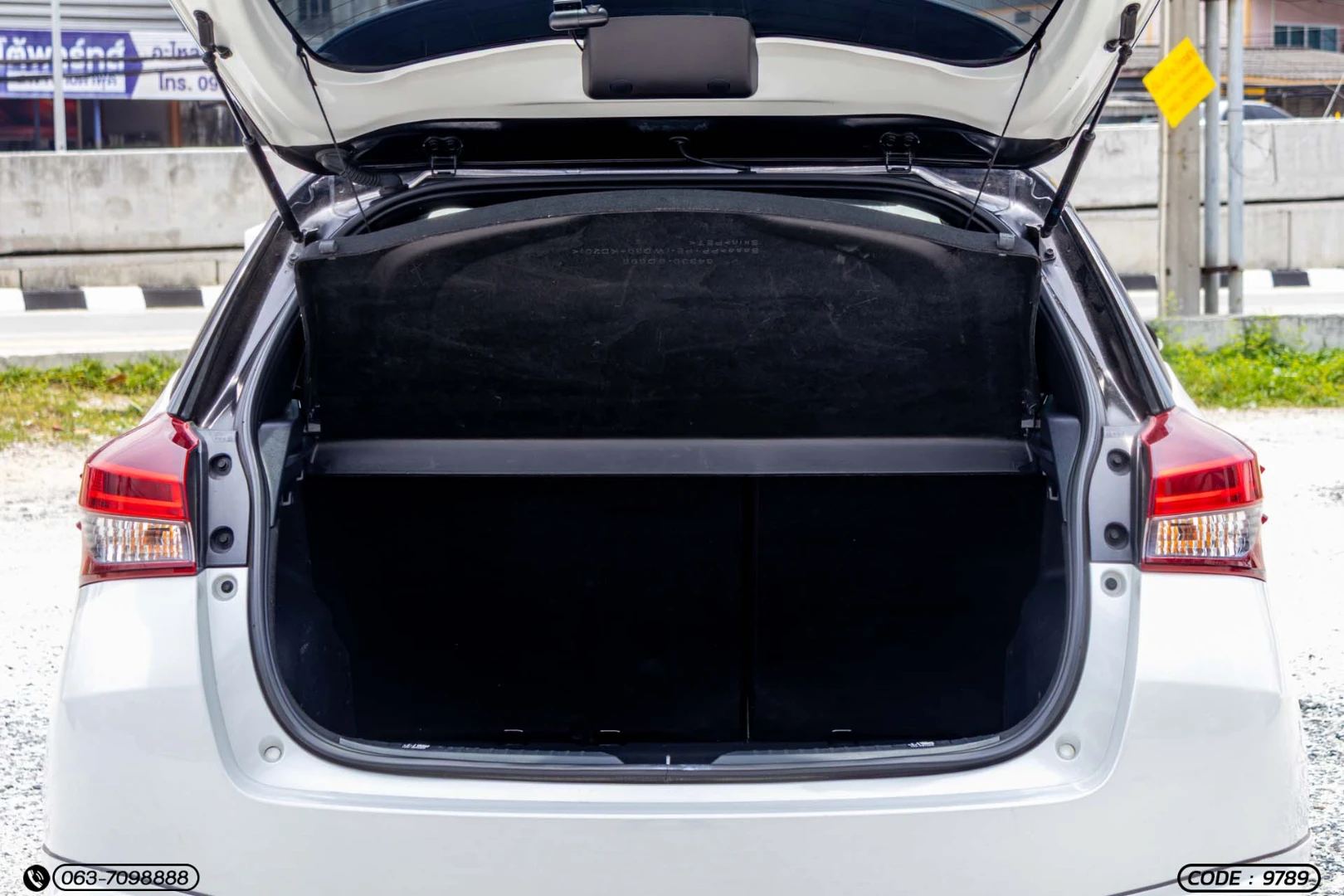 Toyota YARIS 1.2 SPORT PREMIUM (BLACK ROOF) (MY20) (MNC) - ภาพย่อที่ 14