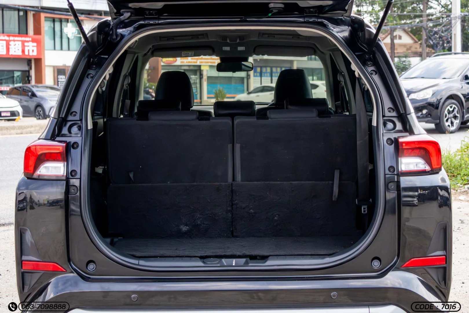 Toyota VELOZ 1.5 PREMIUM - ภาพย่อที่ 14