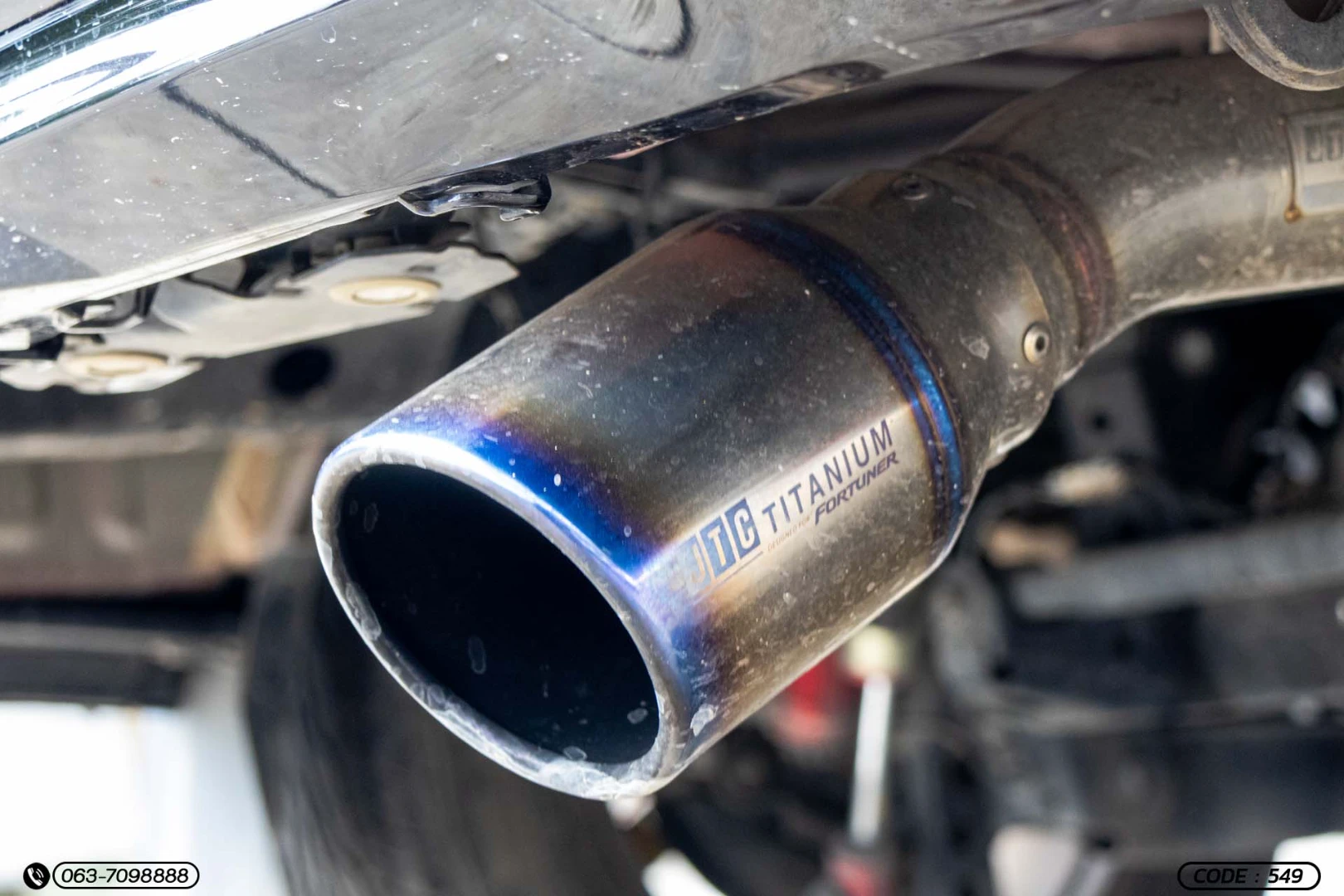 Toyota FORTUNER 2.4 LEGENDER 4WD - ภาพย่อที่ 13