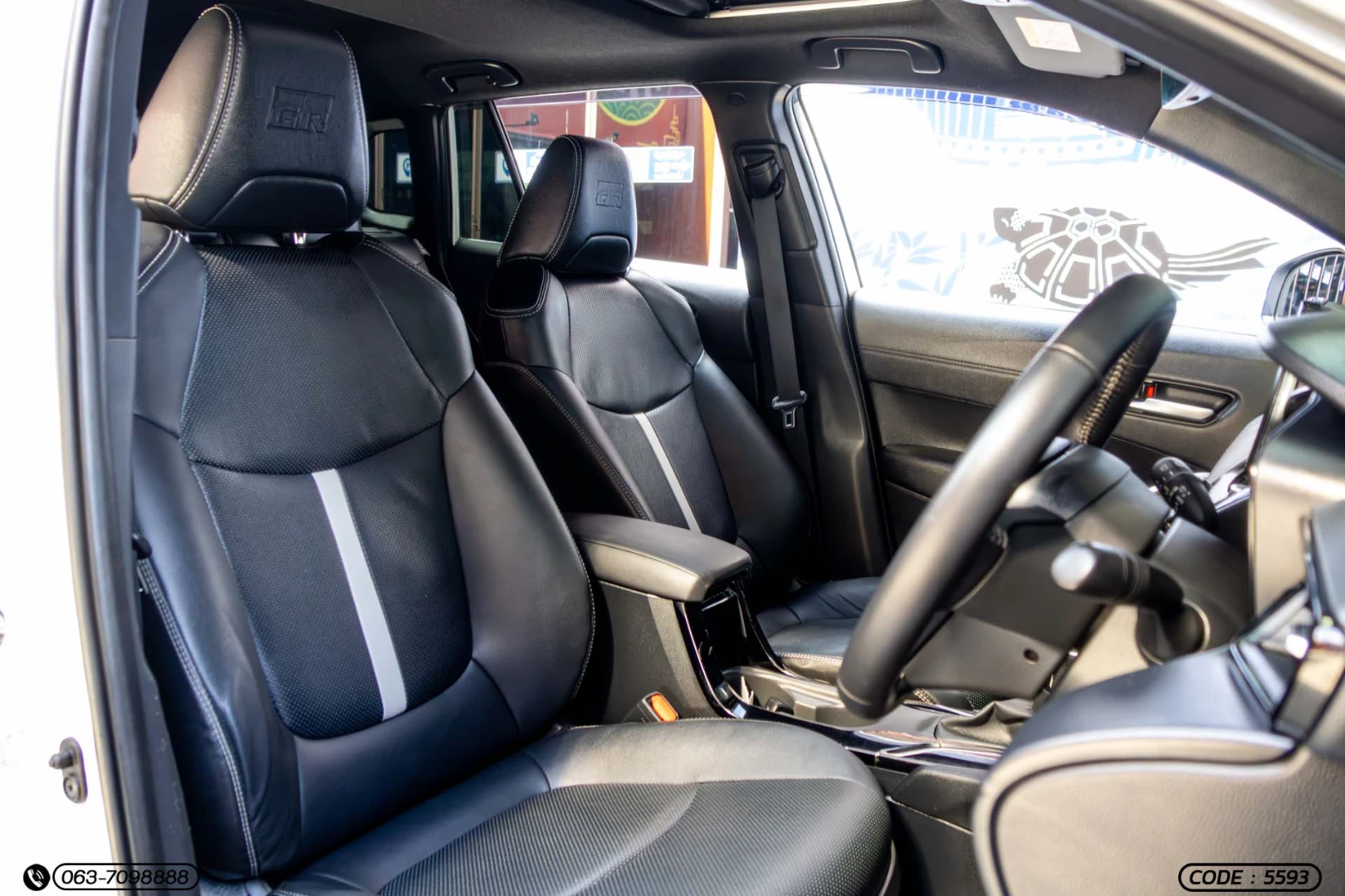 Toyota COROLLA CROSS 1.8 HYBRID GR SPORT - ภาพย่อที่ 15