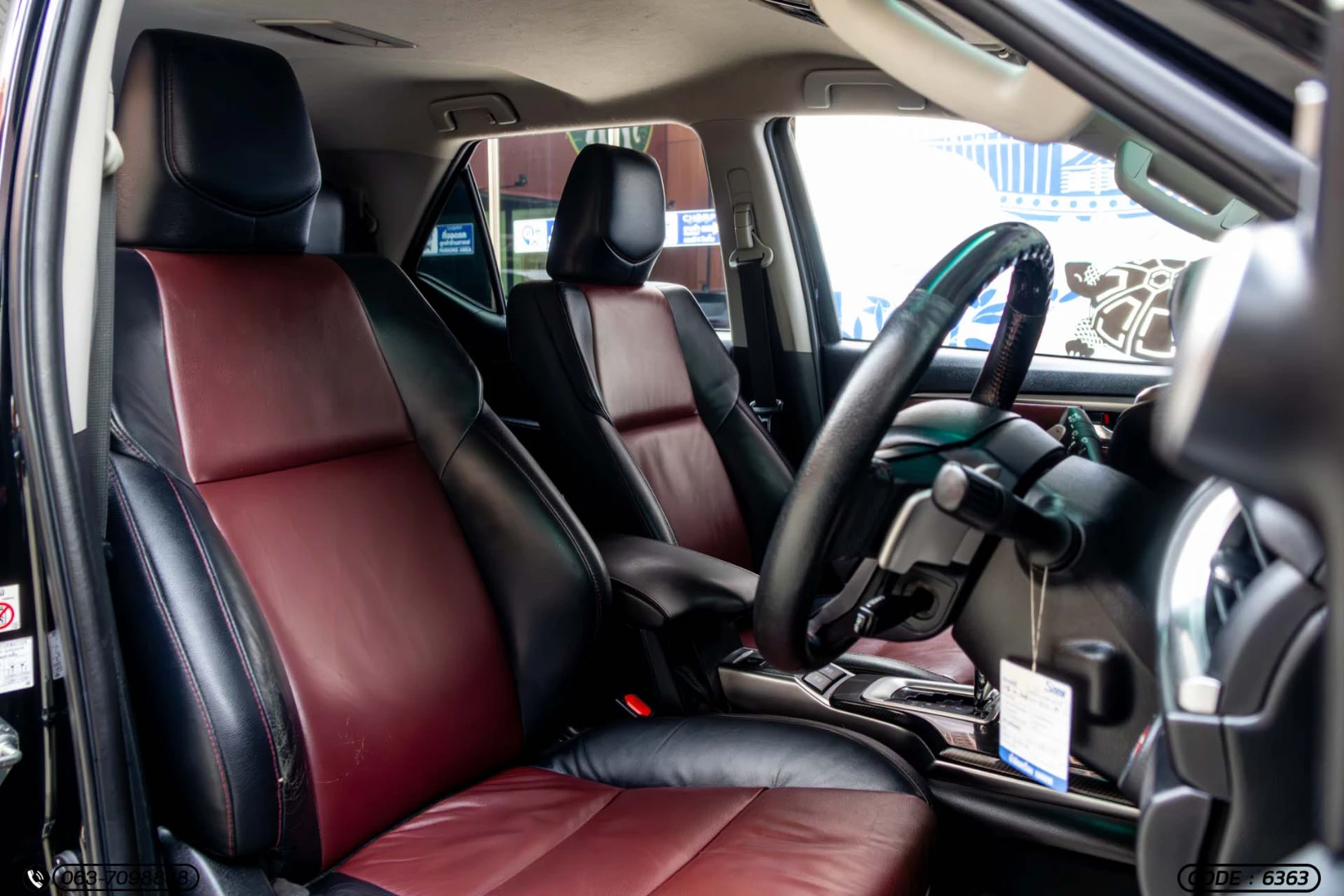 Toyota FORTUNER 2.8 V TRD SPORTIVO 4WD (MY15) (MNC) - ภาพย่อที่ 15