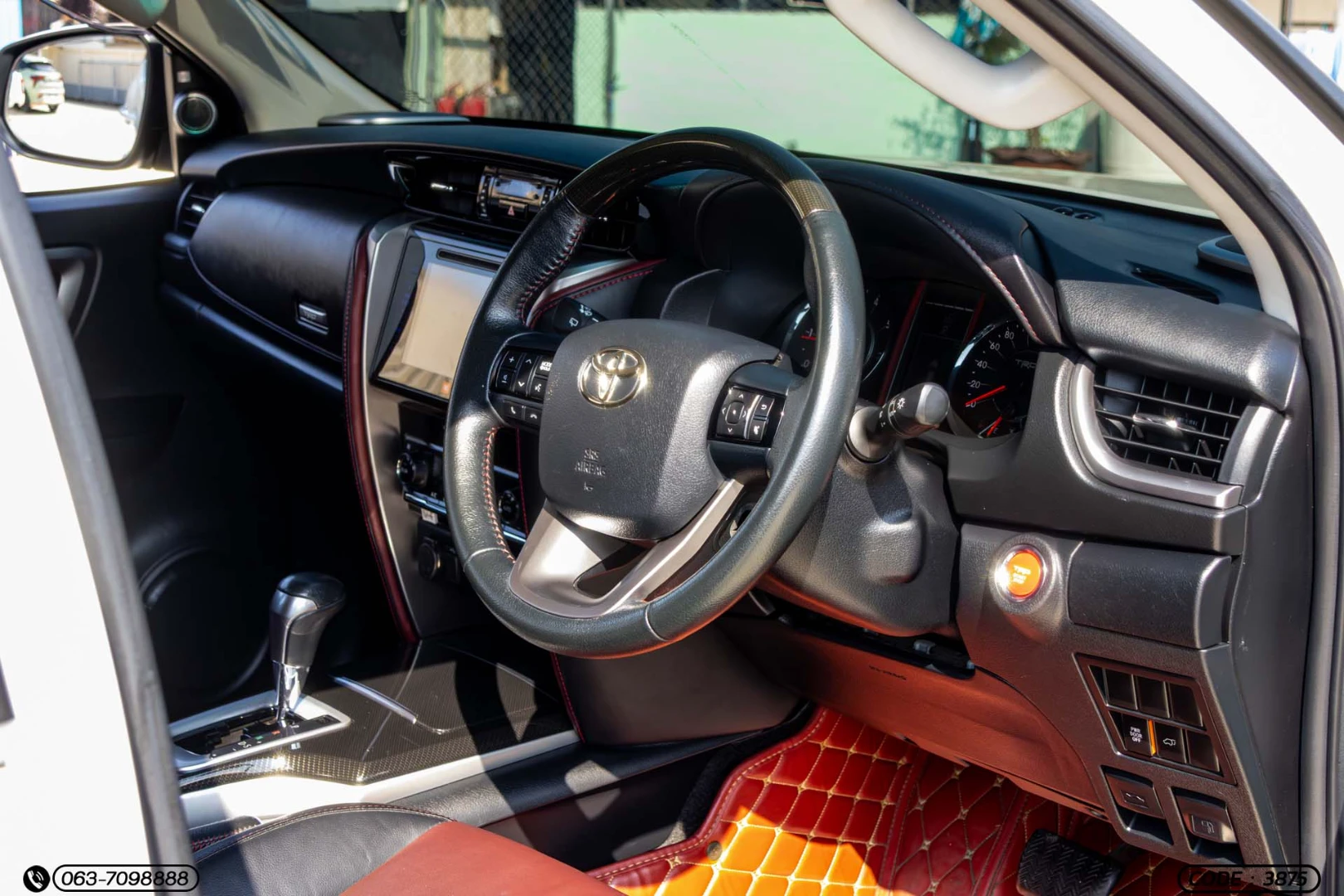 Toyota FORTUNER 2.8 V TRD SPORTIVO II (MY15) (MNC) - ภาพย่อที่ 15