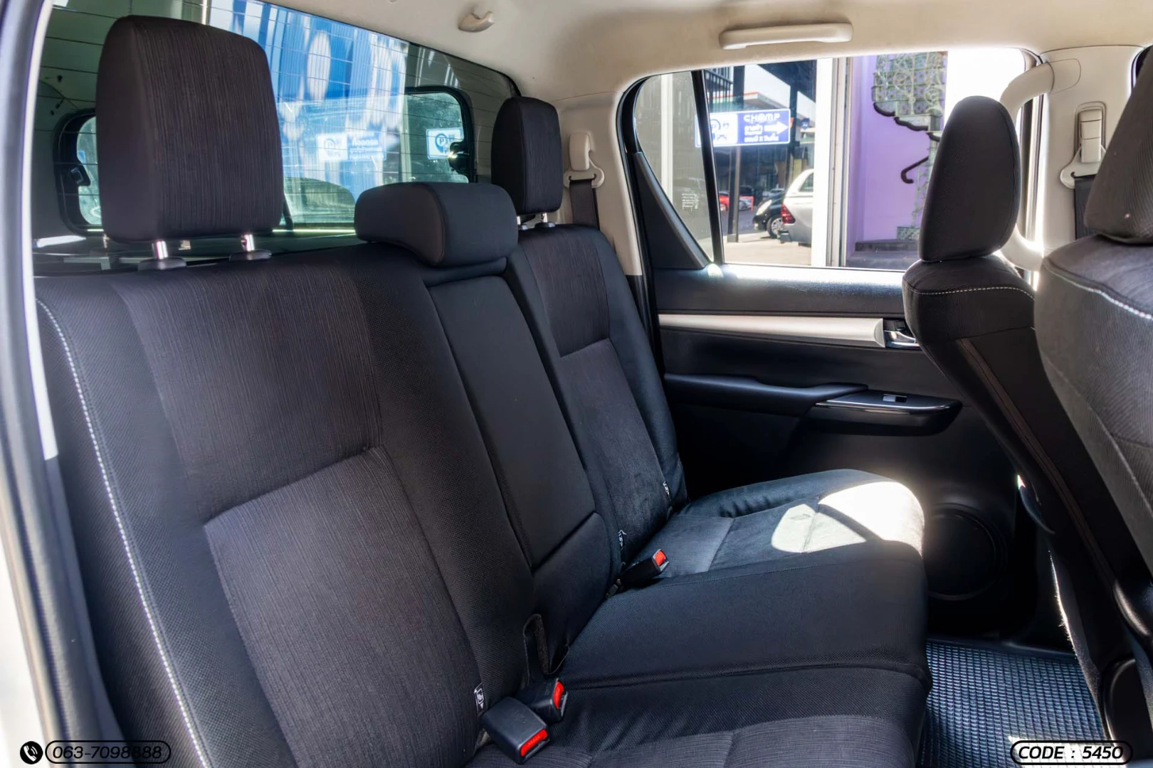 Toyota HILUX REVO DOUBLE CAB 2.4 E PRERUNNER (MY18) - ภาพย่อที่ 15